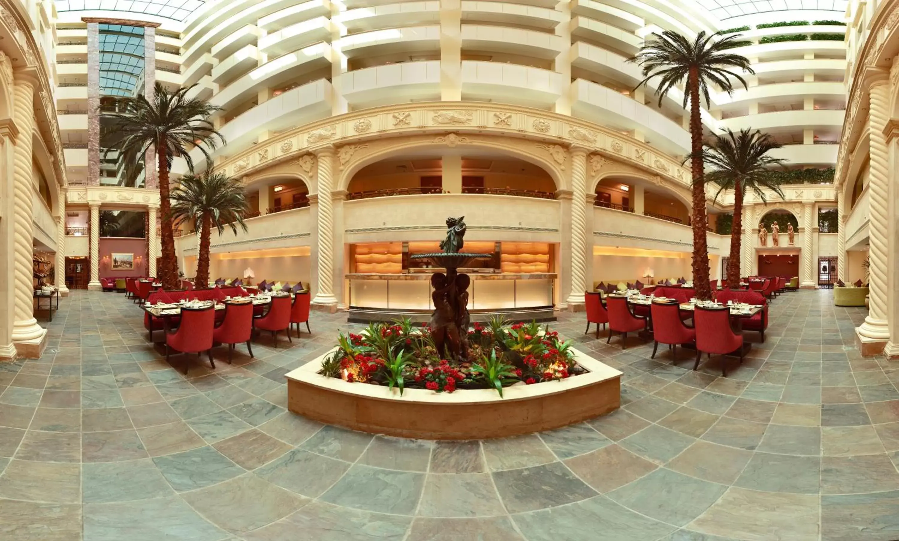 Restaurant/Places to Eat in Sonesta Hotel Tower & Casino Cairo