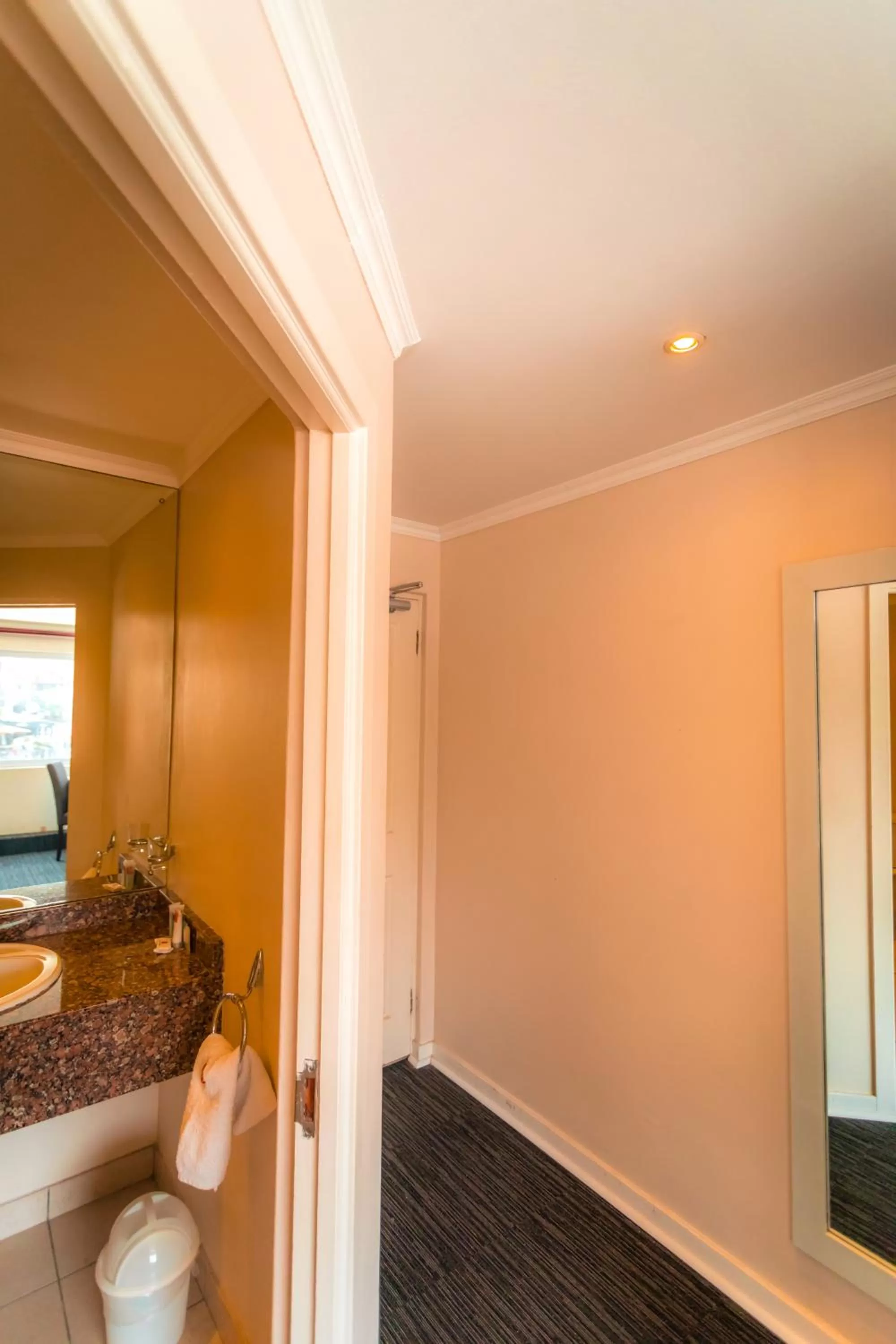 Bedroom in Florida Park Hotel, Florida Road