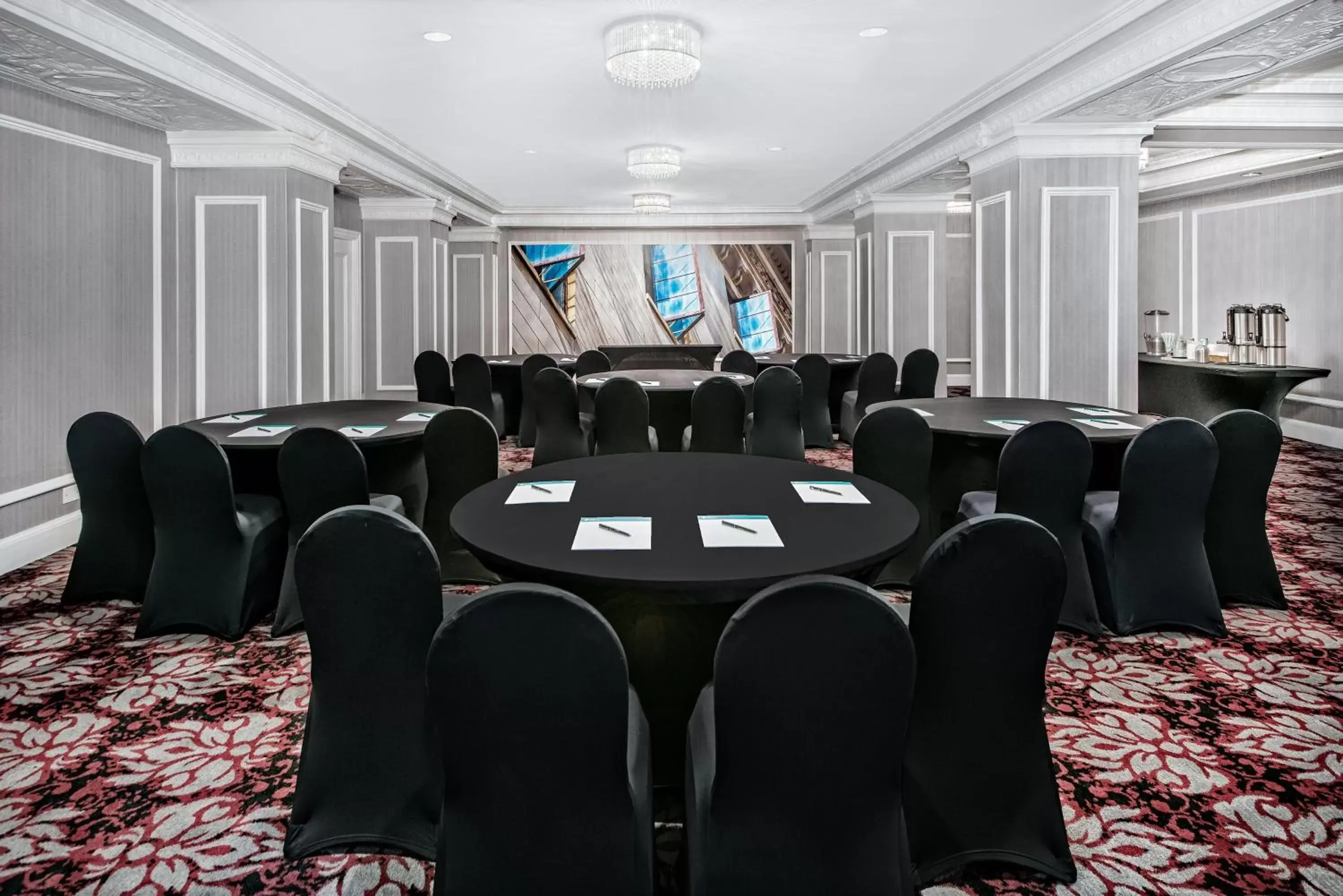 Meeting/conference room in Hotel Indigo Dallas Downtown, an IHG Hotel