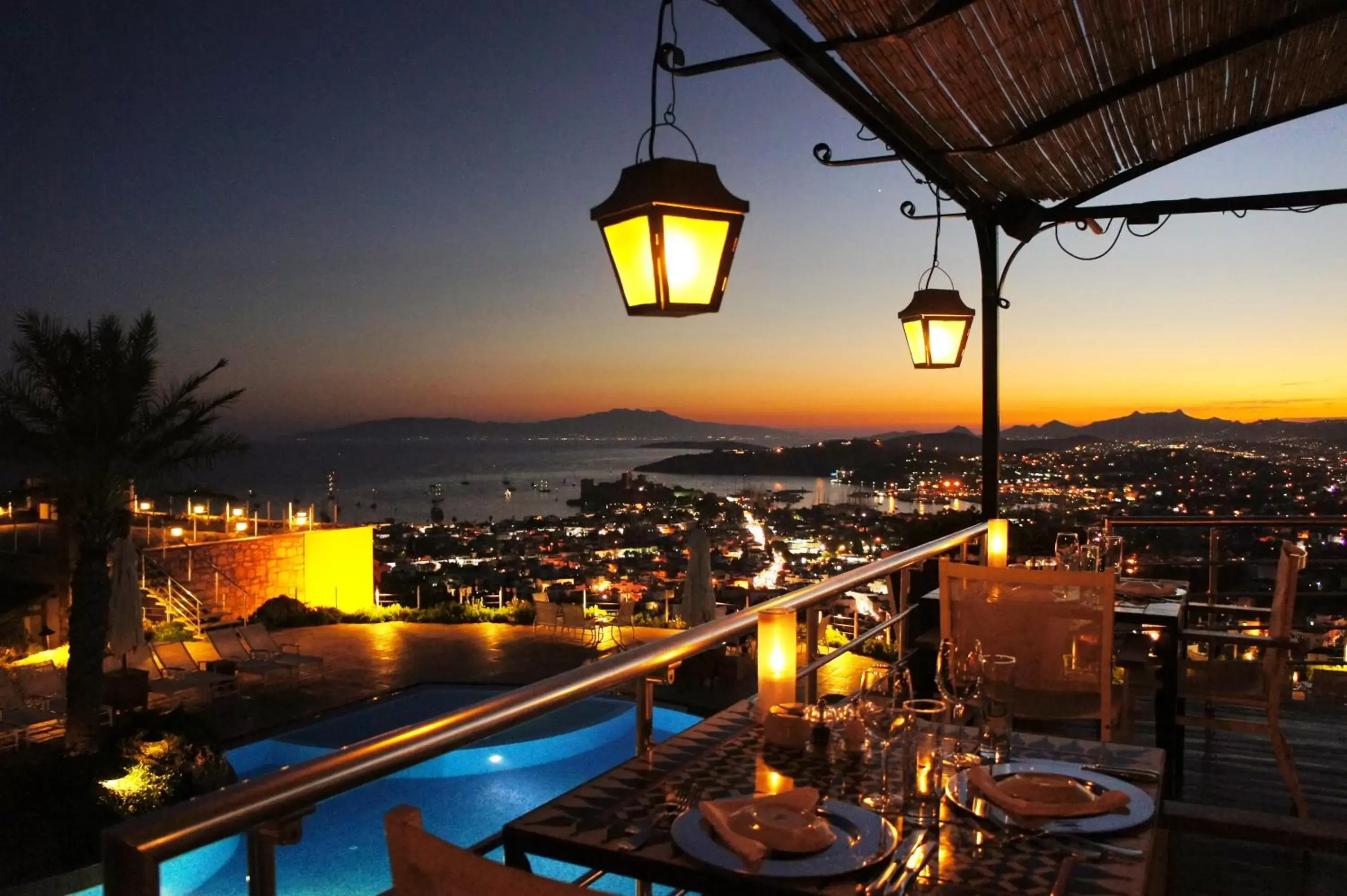 Restaurant/places to eat, Sunrise/Sunset in The Marmara Bodrum - Adult Only