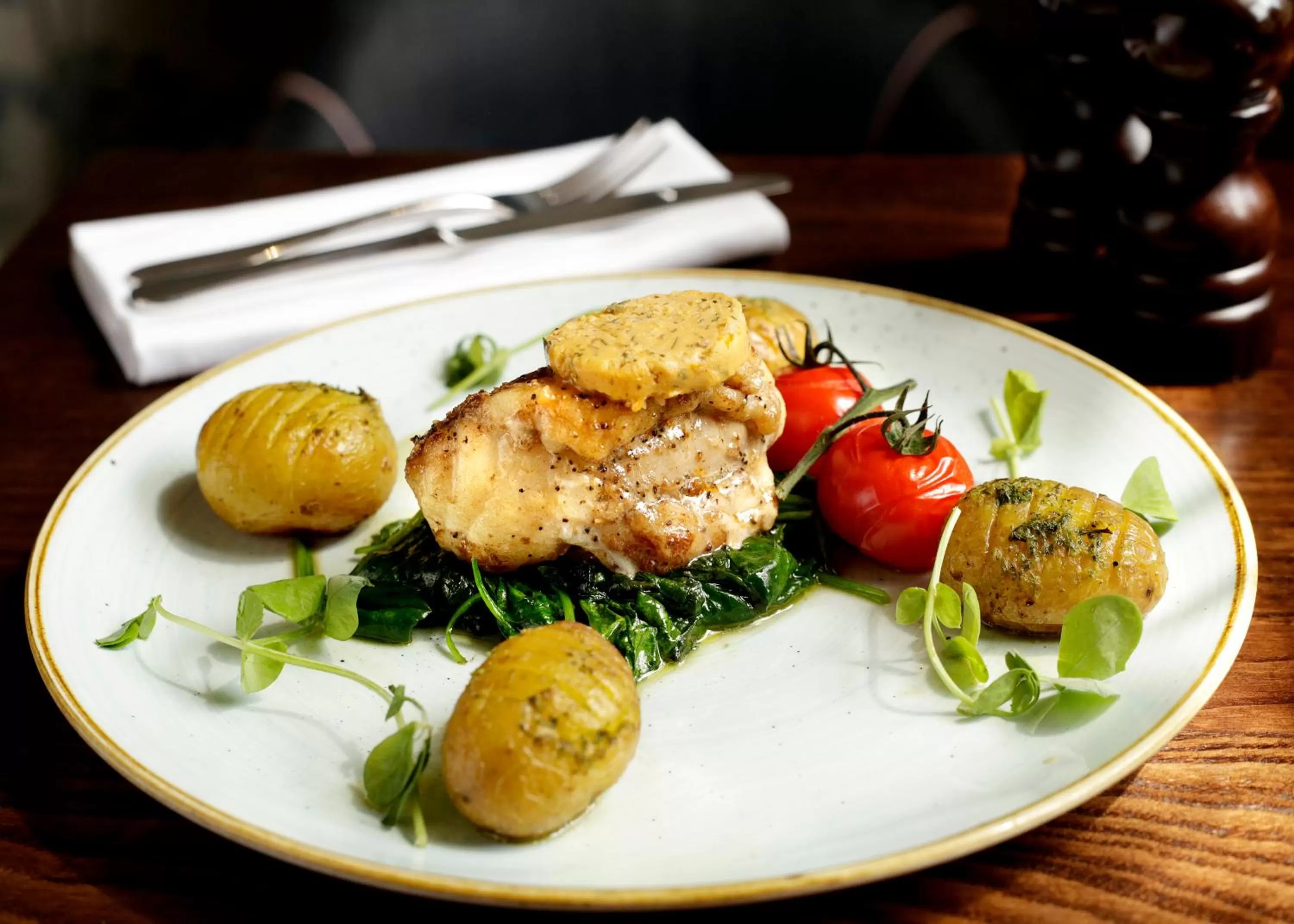 Restaurant/places to eat in Nira Caledonia