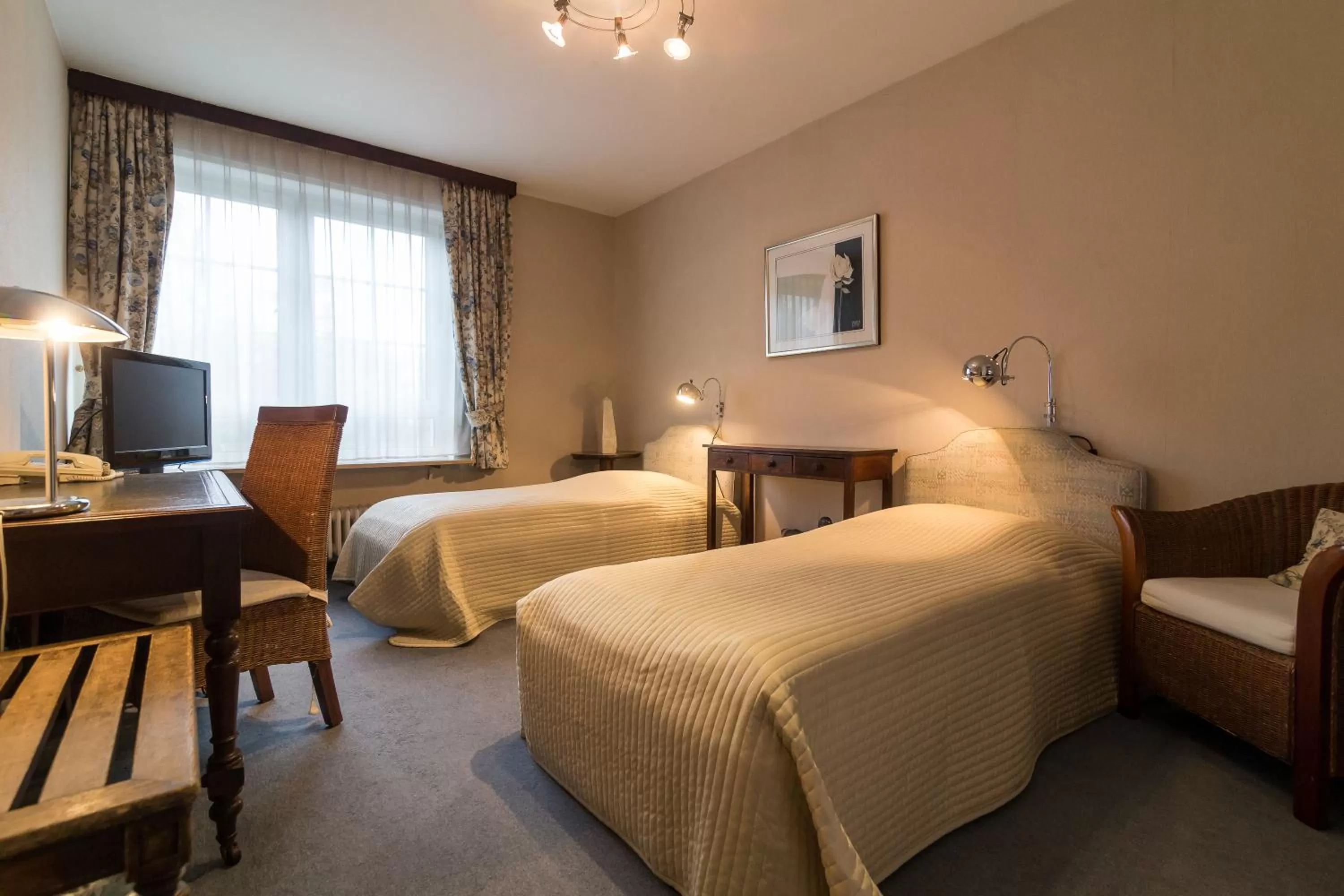 Bedroom, Bed in Thermen Hotel & Restaurant Bad Soden