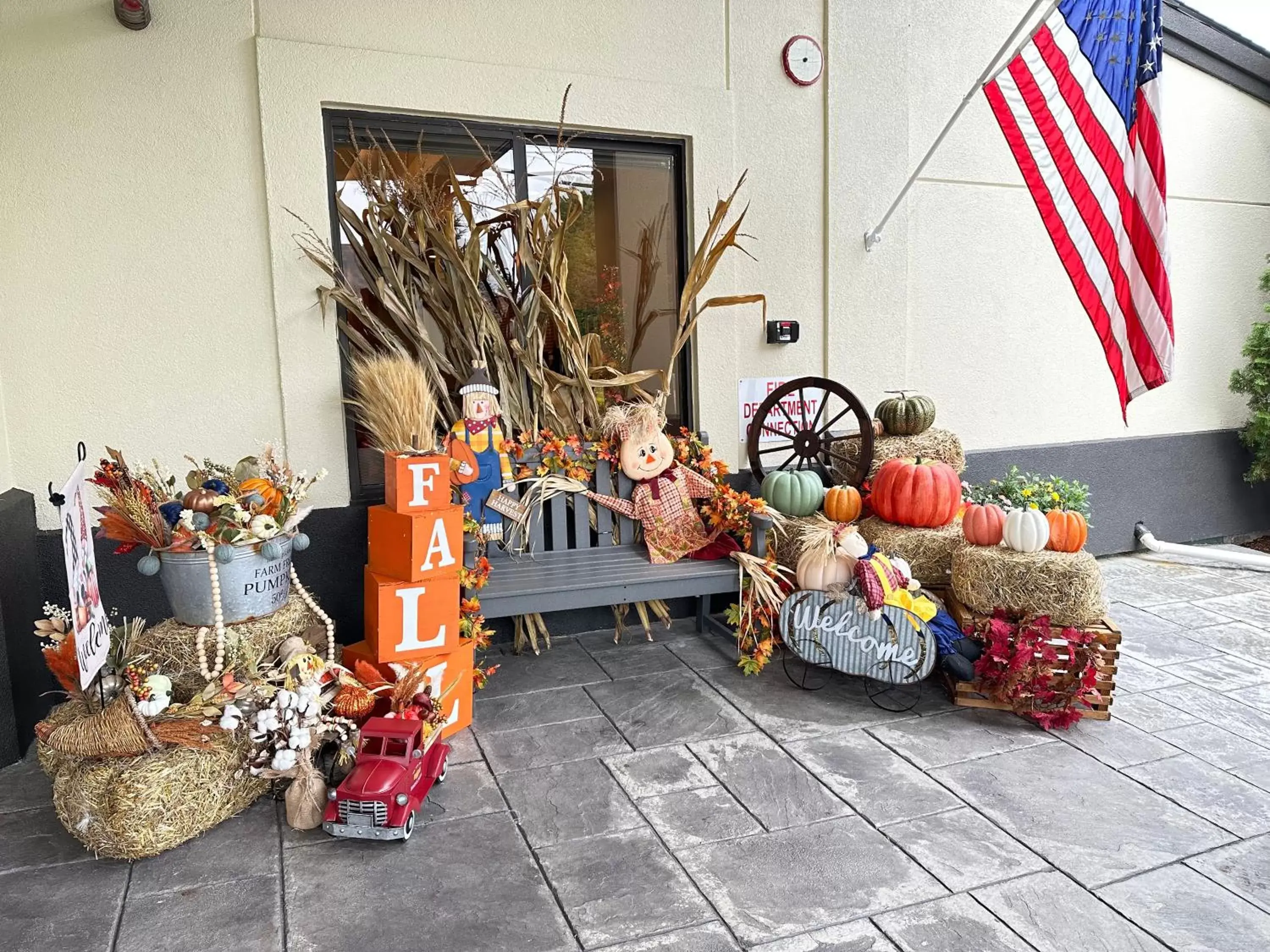 Property building in Clarion Inn Property building in Clarion Inn