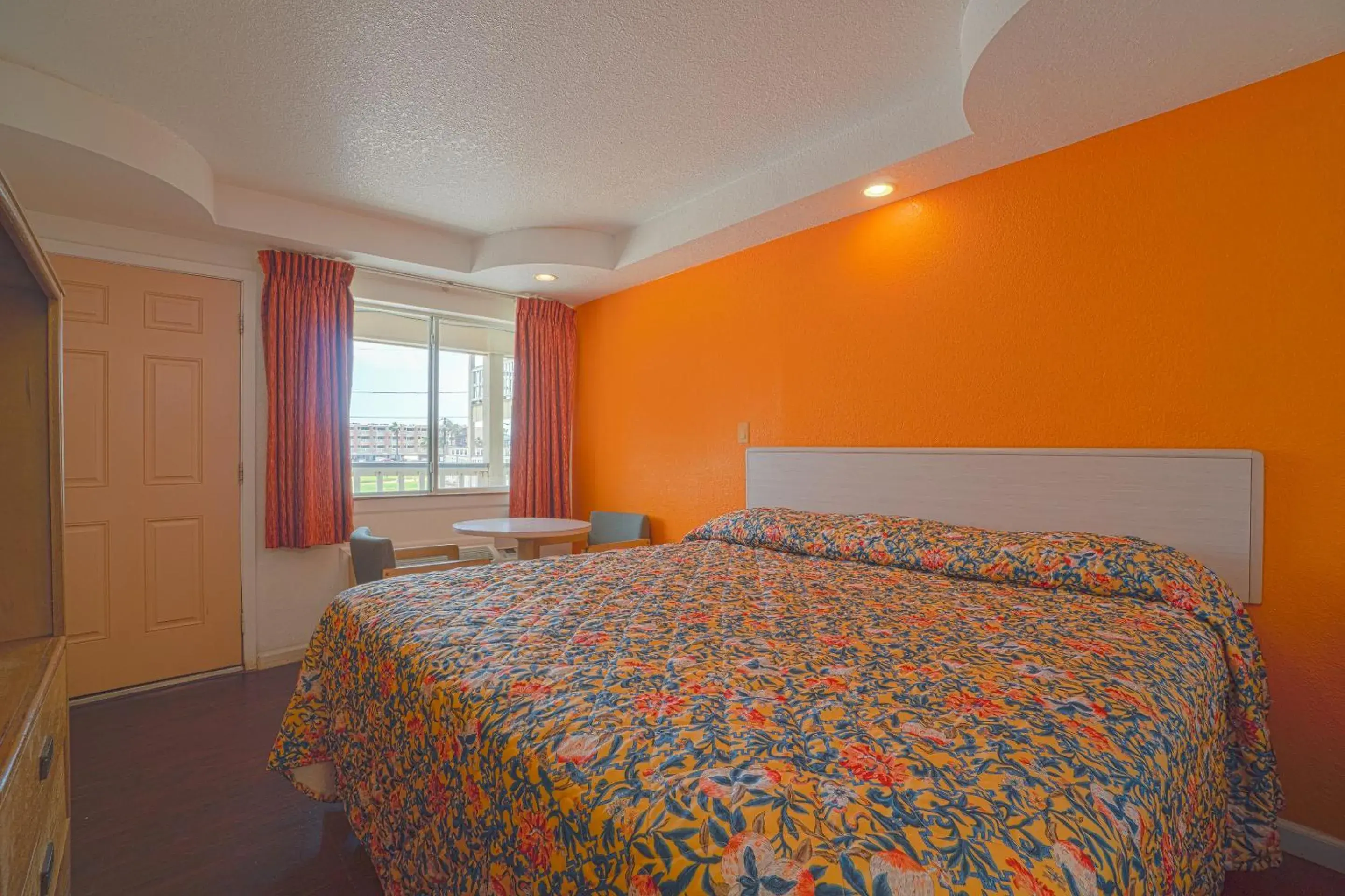 Bedroom, Bed in Budget Inn By OYO Corpus Christi Beach