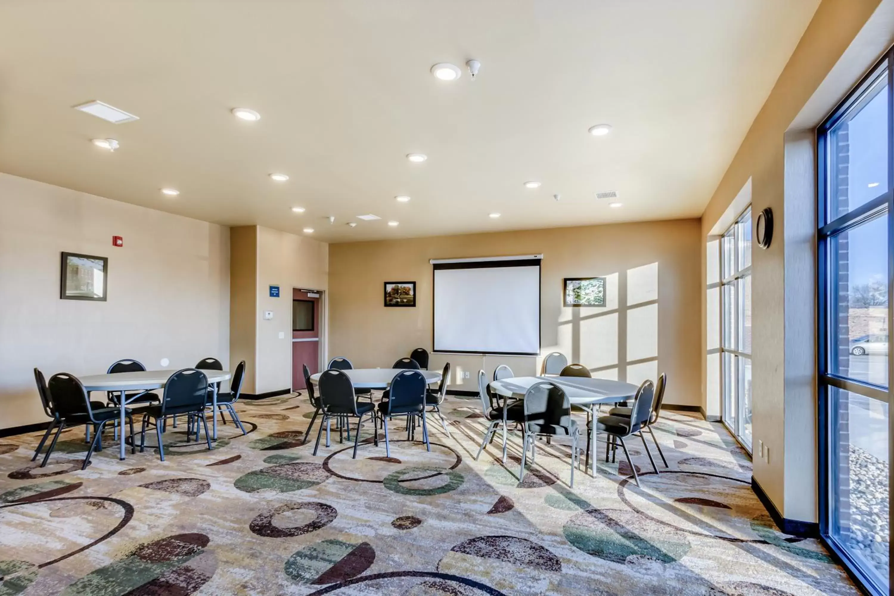 Meeting/conference room in Cobblestone Inn & Suites - Waverly