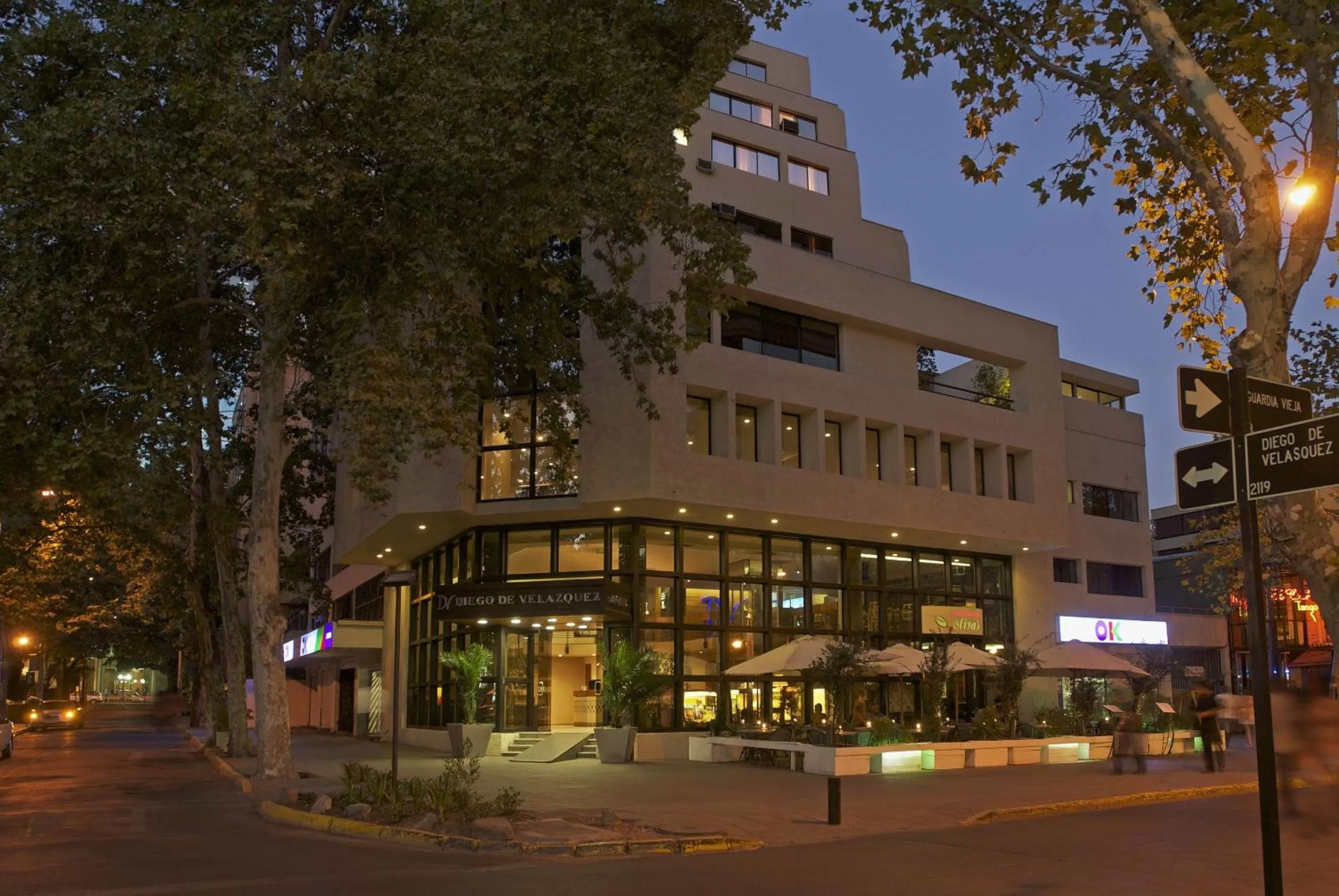 Facade/entrance in Hotel Diego de Velazquez