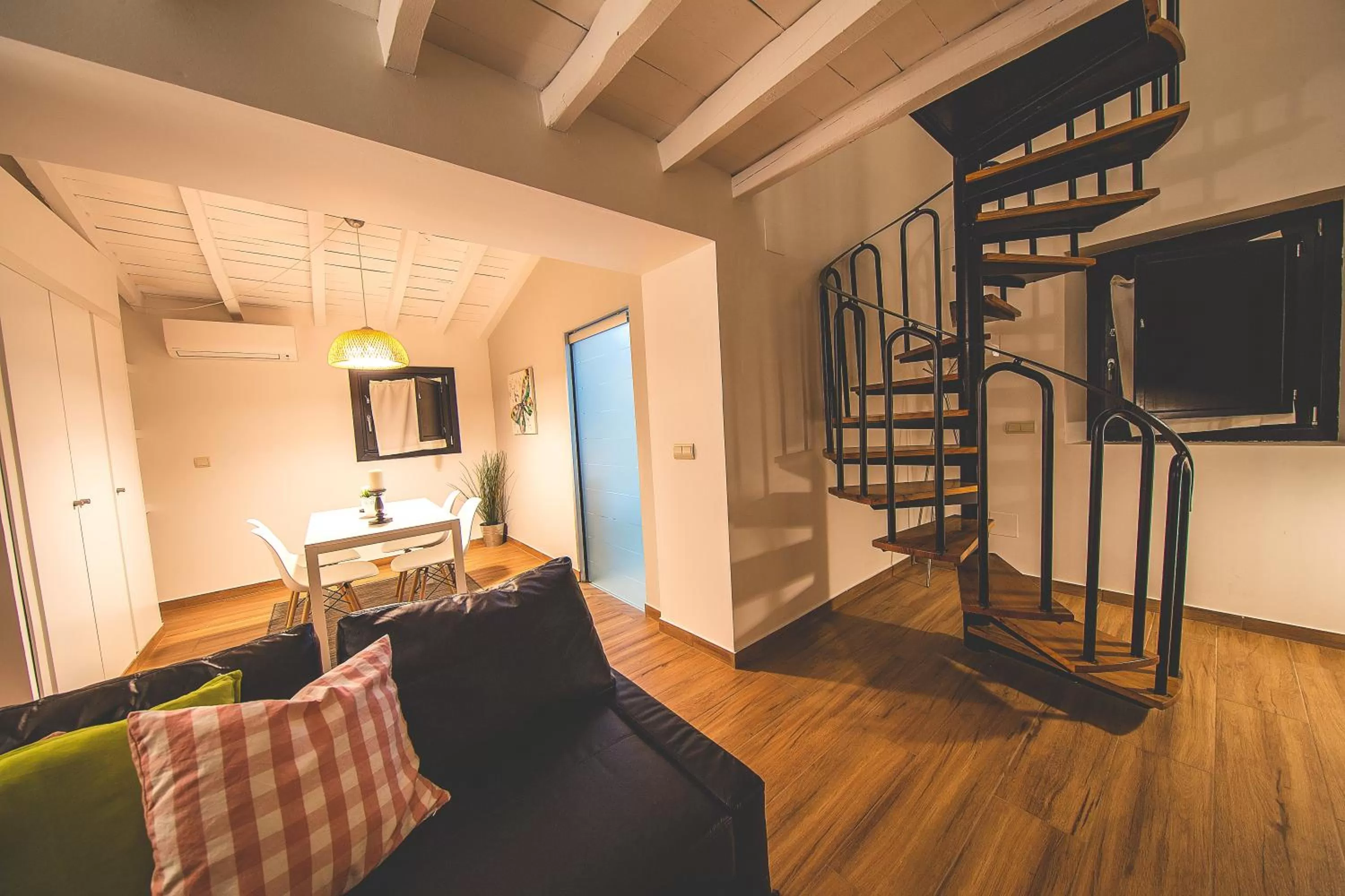 Decorative detail, TV/Entertainment Center in Hotel Bodega El Juncal