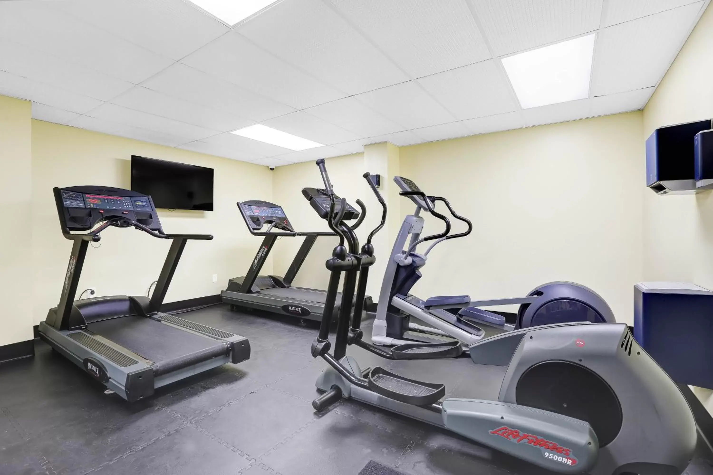 Fitness centre/facilities, Fitness Center/Facilities in Sand Dunes Resort & Suites