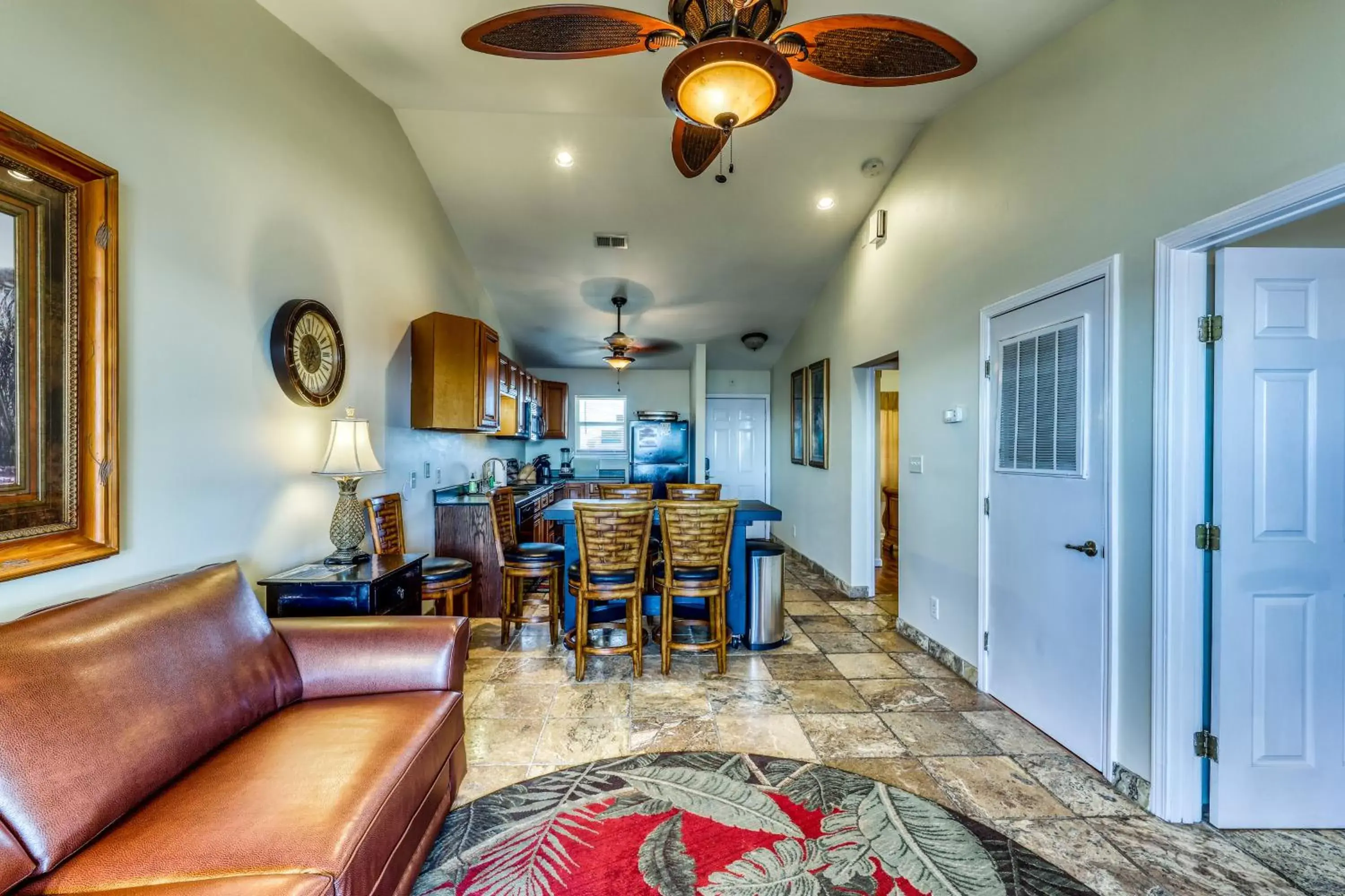 Dining Area in Bayview Beach Escape