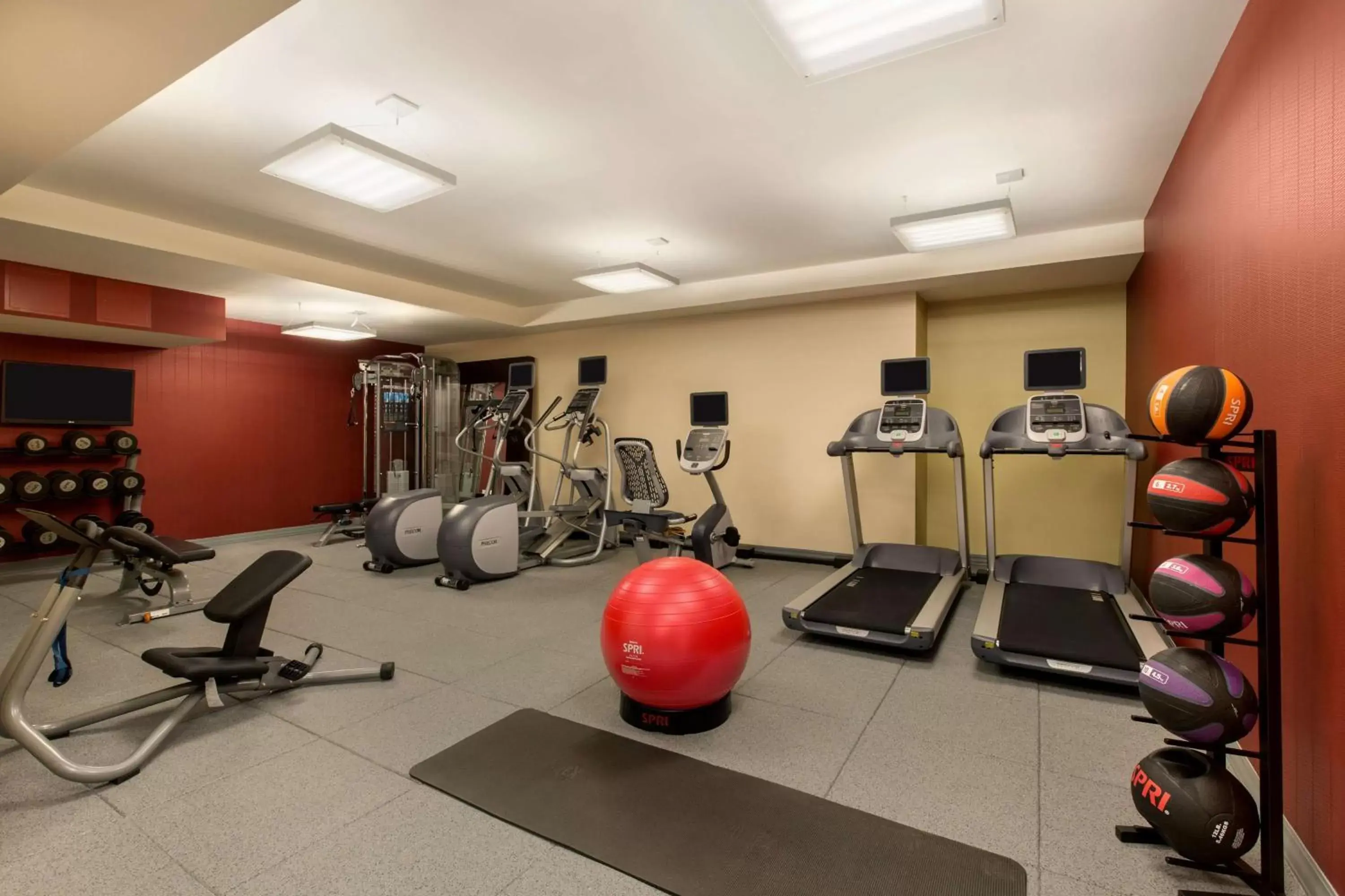 Fitness centre/facilities, Fitness Center/Facilities in Hilton Garden Inn New York Manhattan Midtown East