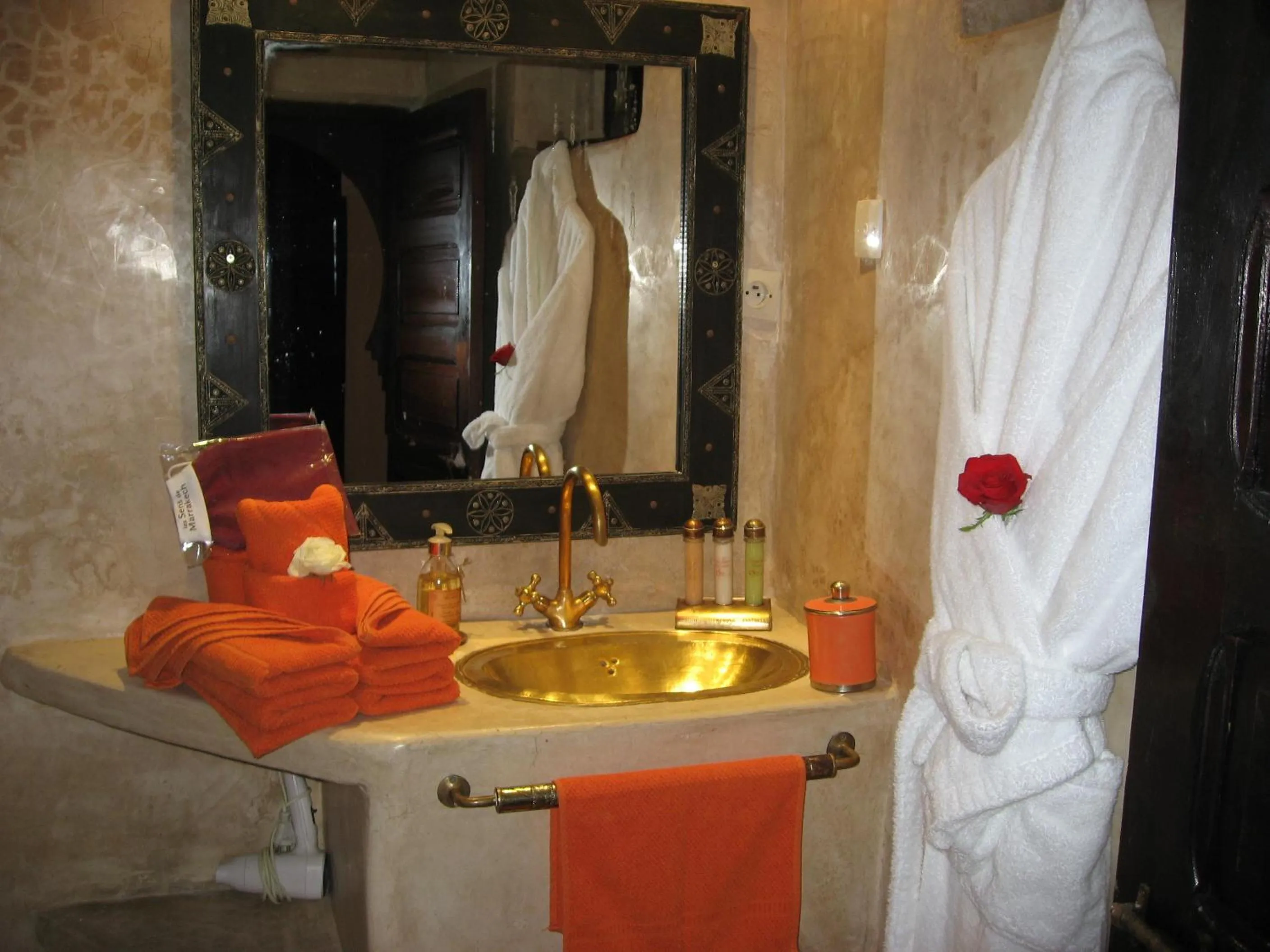 Shower in Riad Eloise