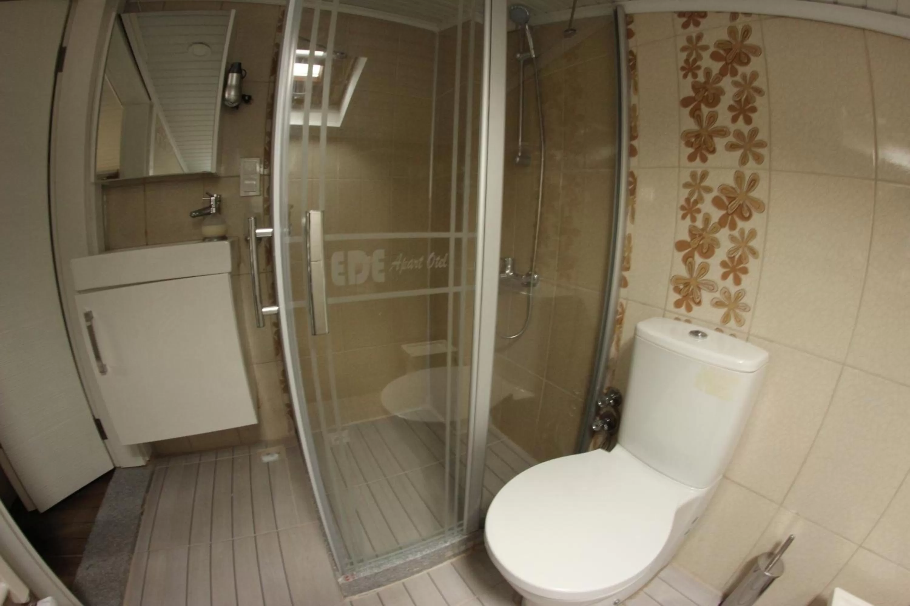 Bathroom in Ede Apart Otel