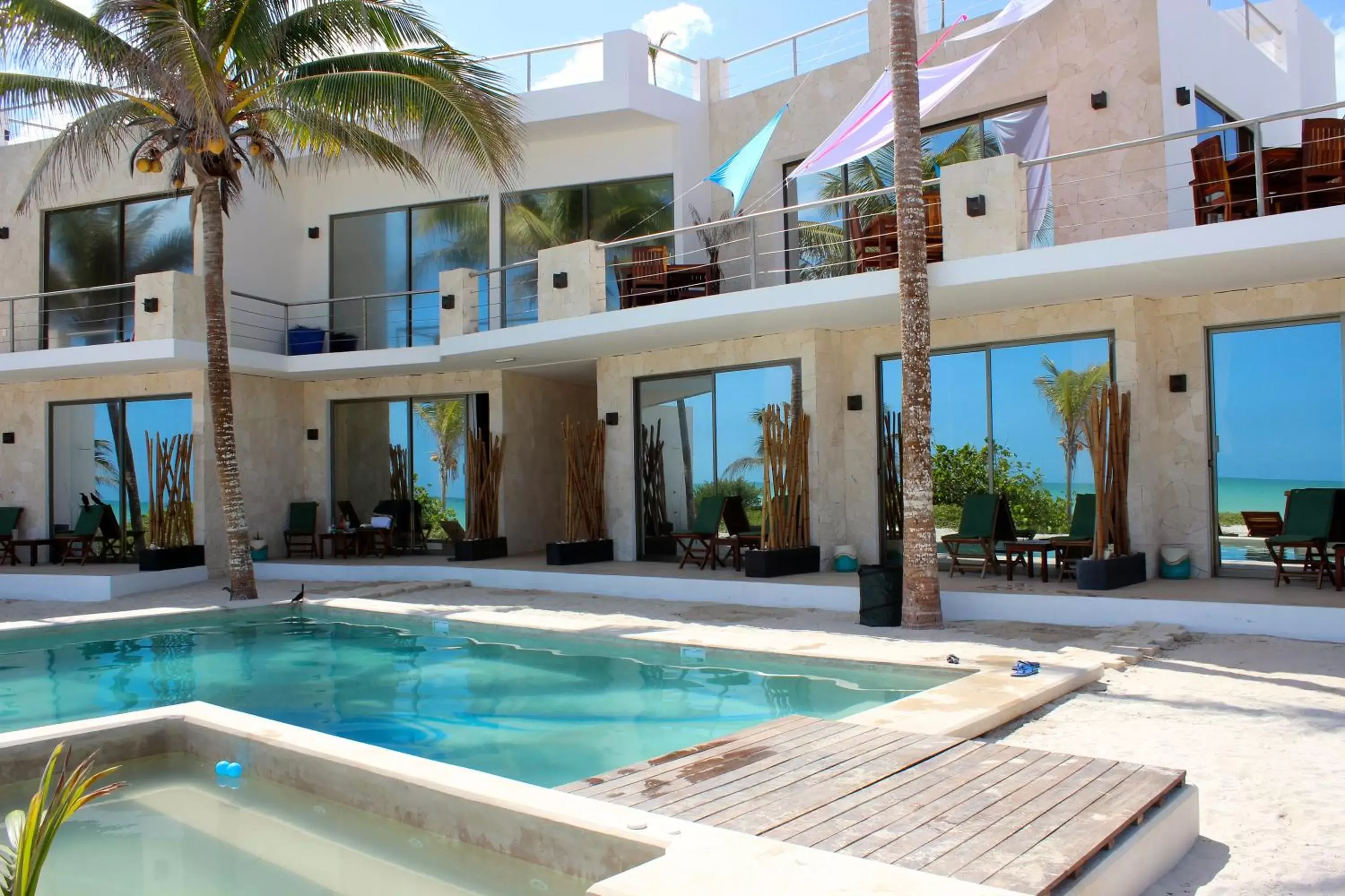 Property building, Swimming Pool in Hotel La Casa Cielo