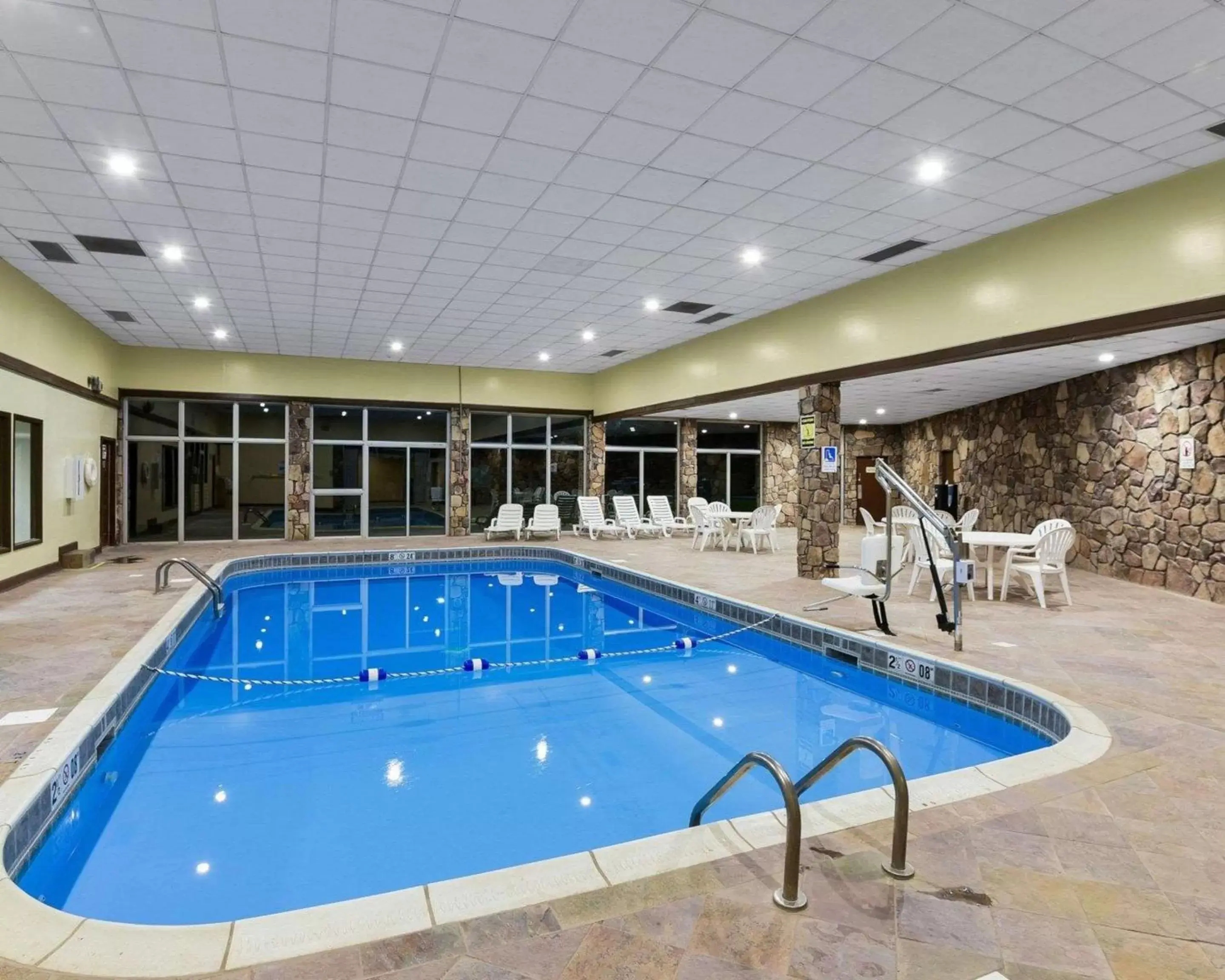 On site, Swimming Pool in Comfort Inn Grantsville-Deep Creek Lake