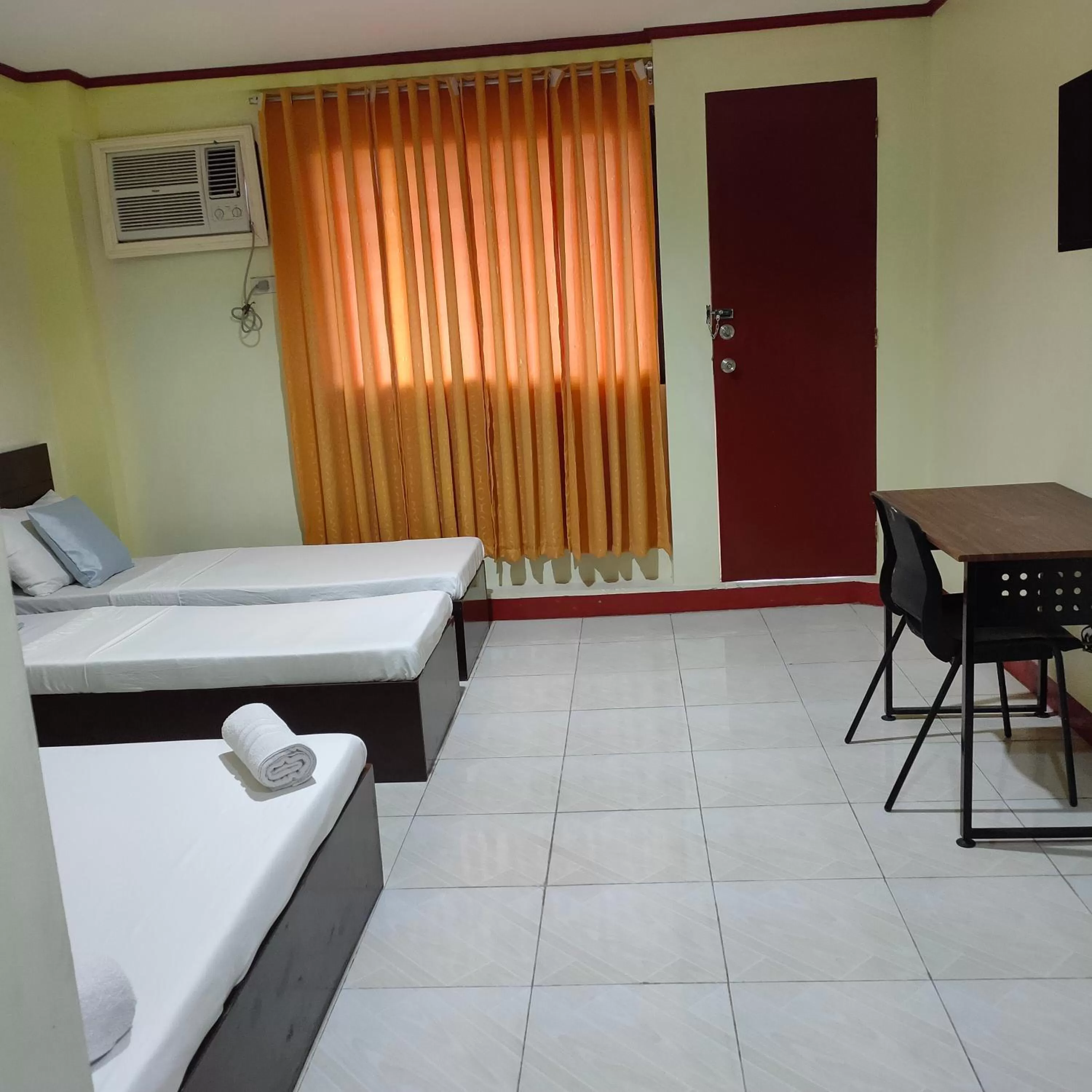 Deluxe Double Room with Balcony in Fiesta Ballroom Hotel