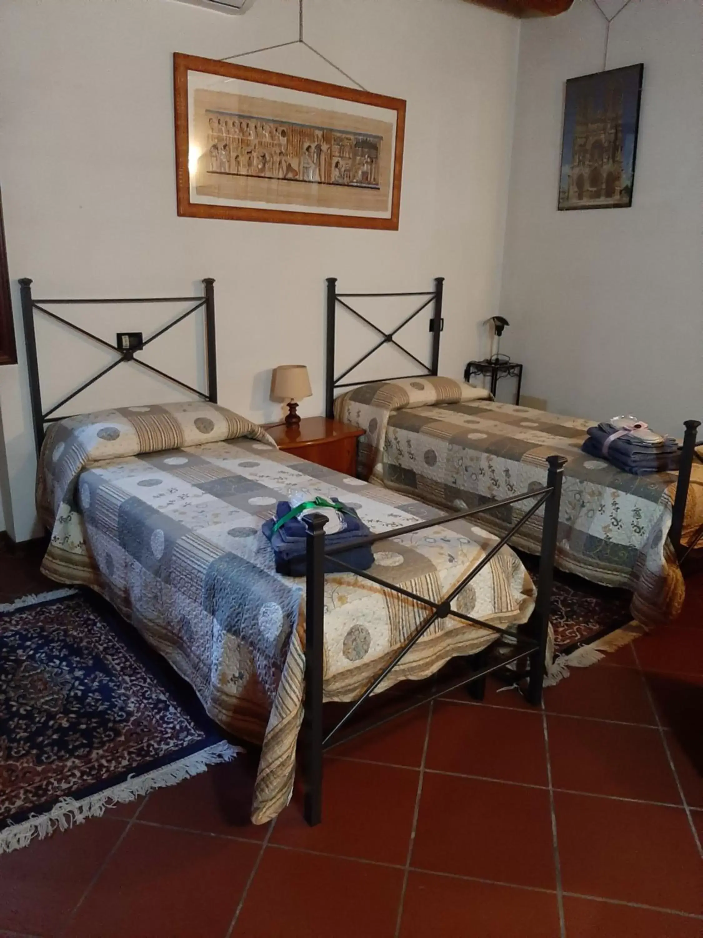 Double or Twin Room with Private External Bathroom - single occupancy in Casa Stefy Double or Twin Room with Private External Bathroom - single occupancy in Casa Stefy