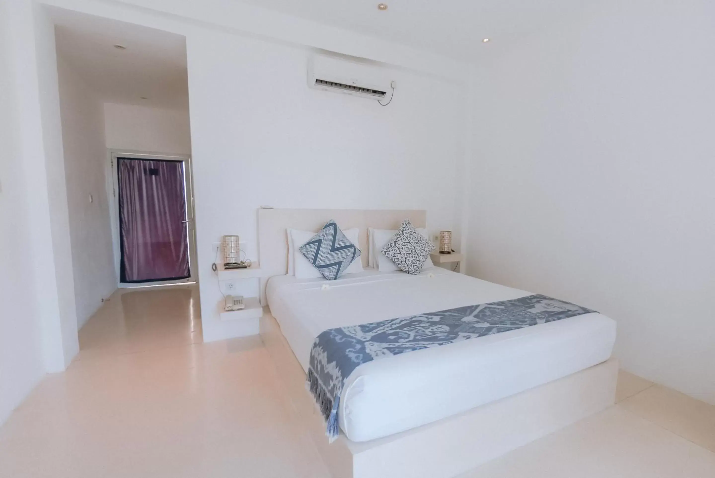 Bed in Seri Resort Gili Meno - Adults Only