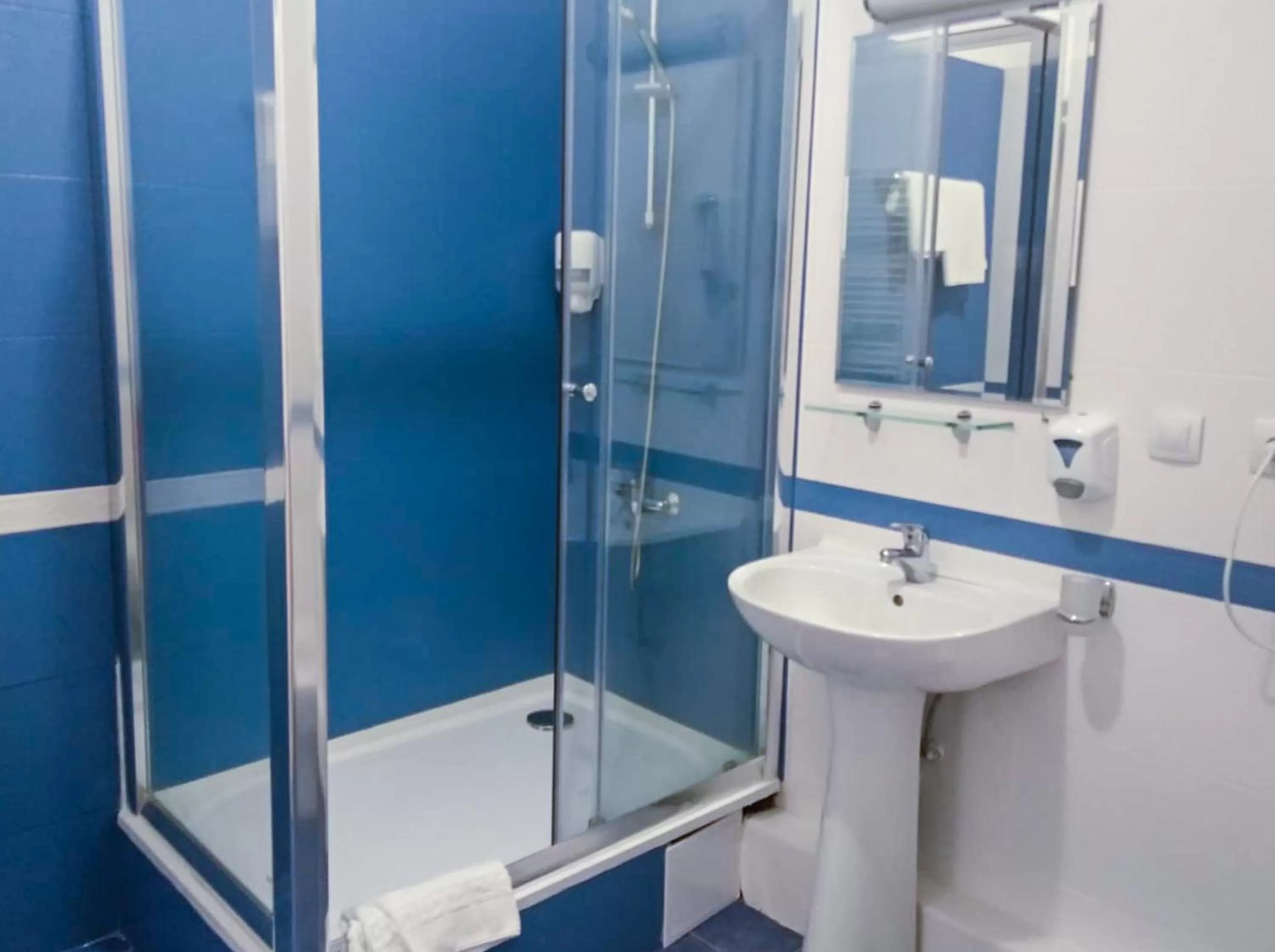 Shower in Hotel Villa Natali