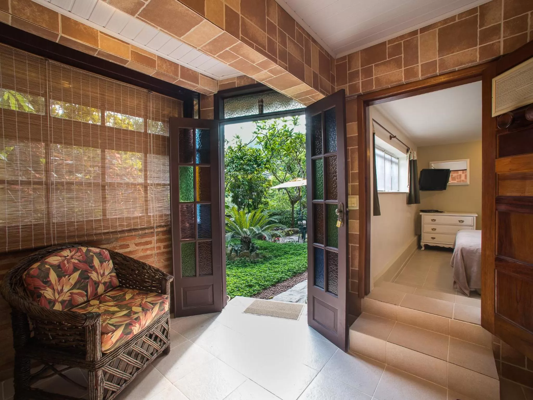 Garden view in O Veleiro Bed and Breakfast