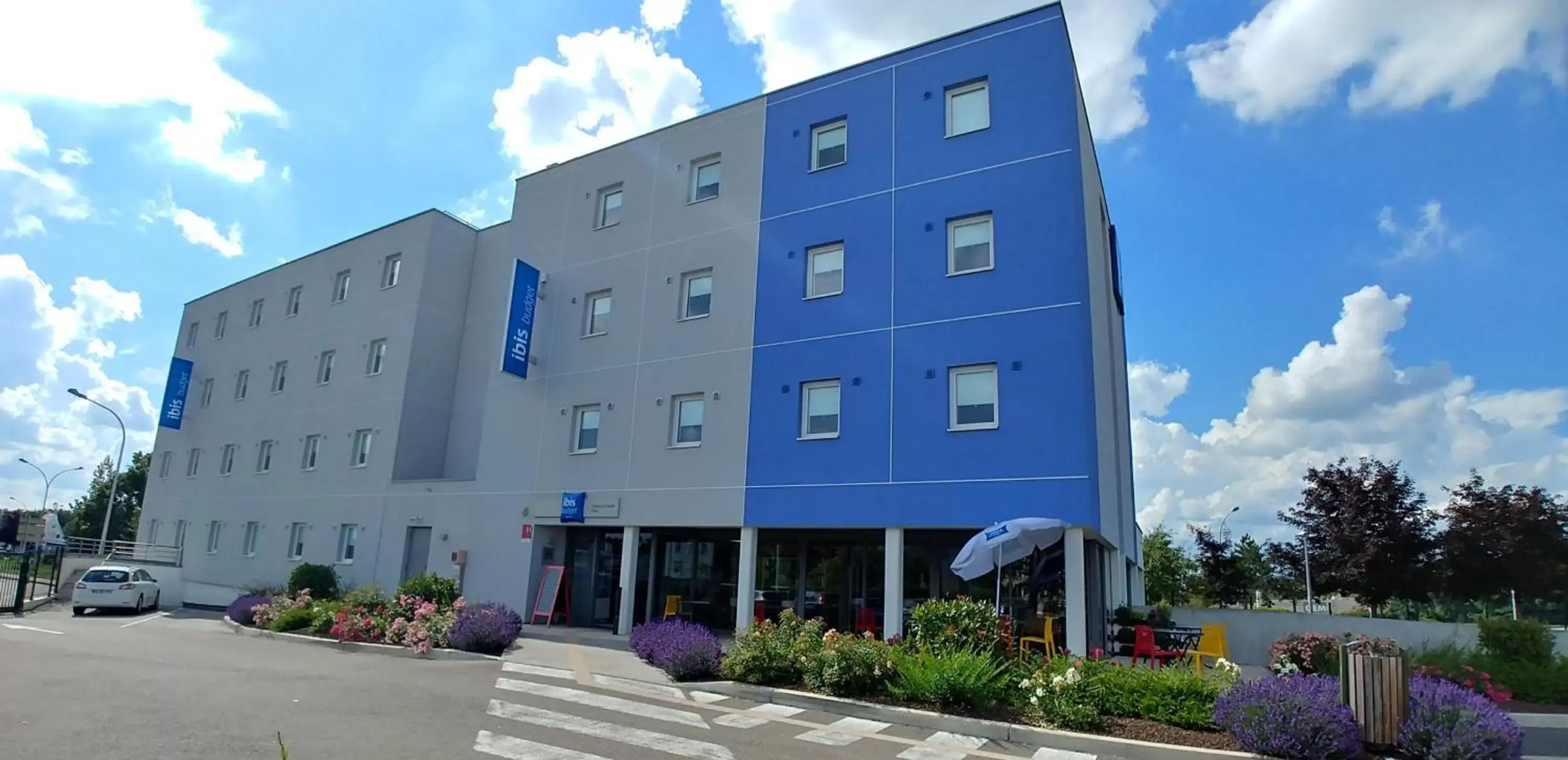 Facade/entrance, Property Building in Ibis Budget Chalon Sur Saone Nord