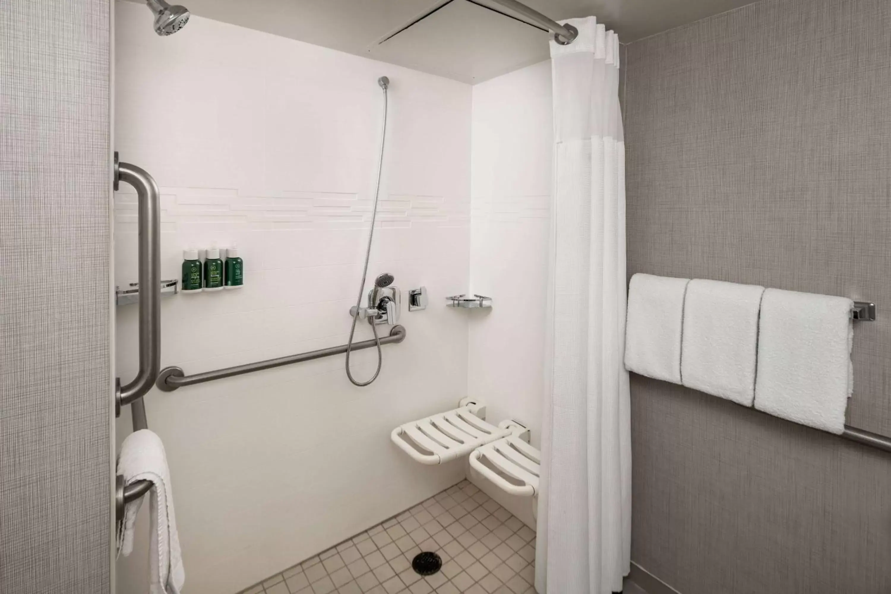 Bathroom in Sonesta ES Suites Fairfax Fair Lakes