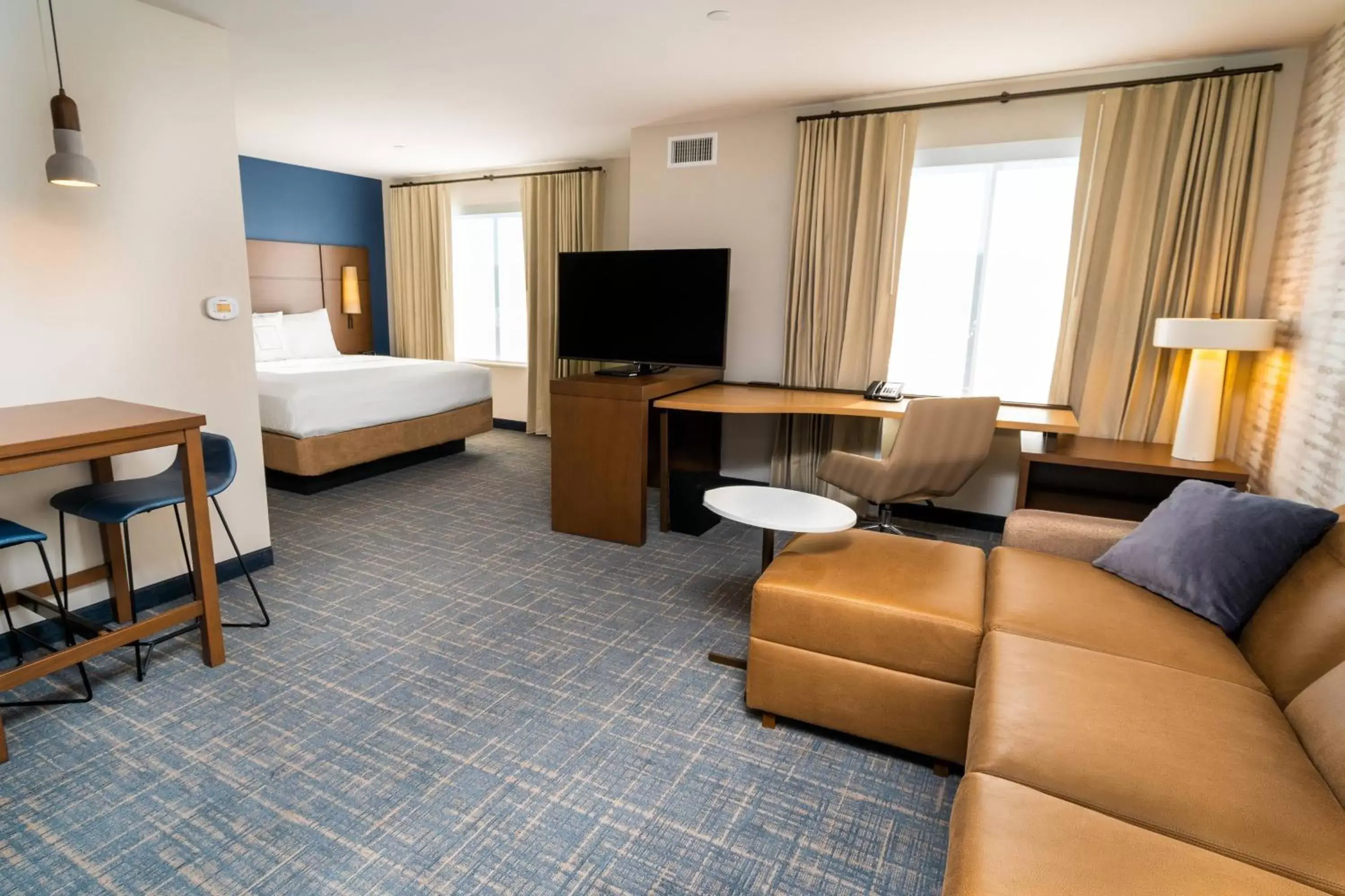 Photo of the whole room, Seating Area in Residence Inn Upper Marlboro Joint Base Andrews