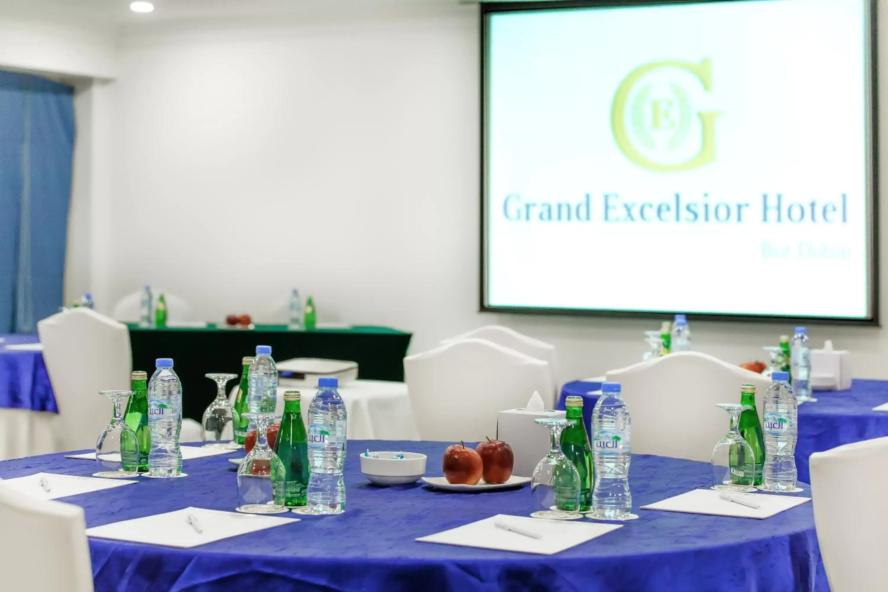 Business facilities in Grand Excelsior Hotel - Bur Dubai