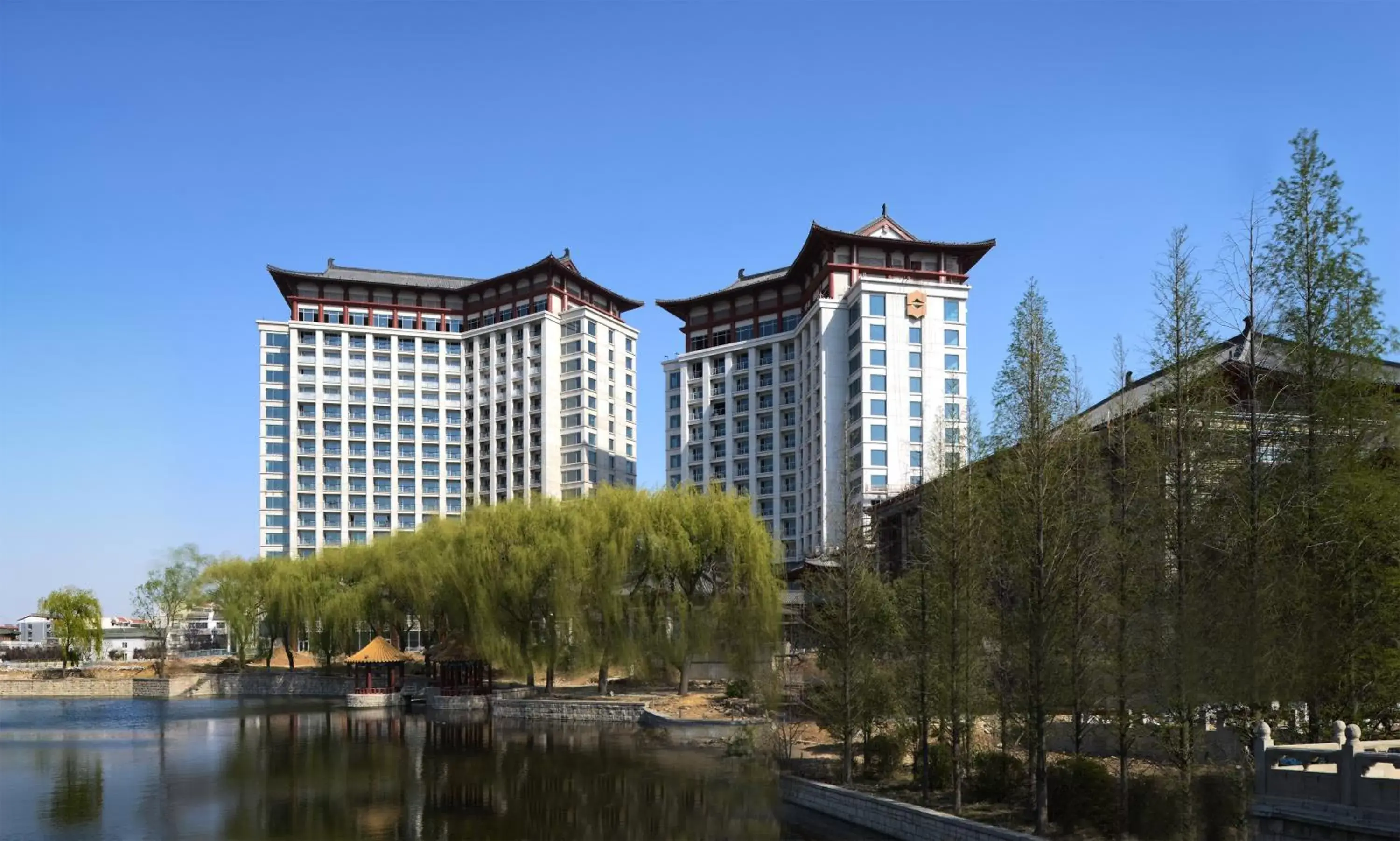 Facade/entrance, Property Building in Shangri-La Qufu