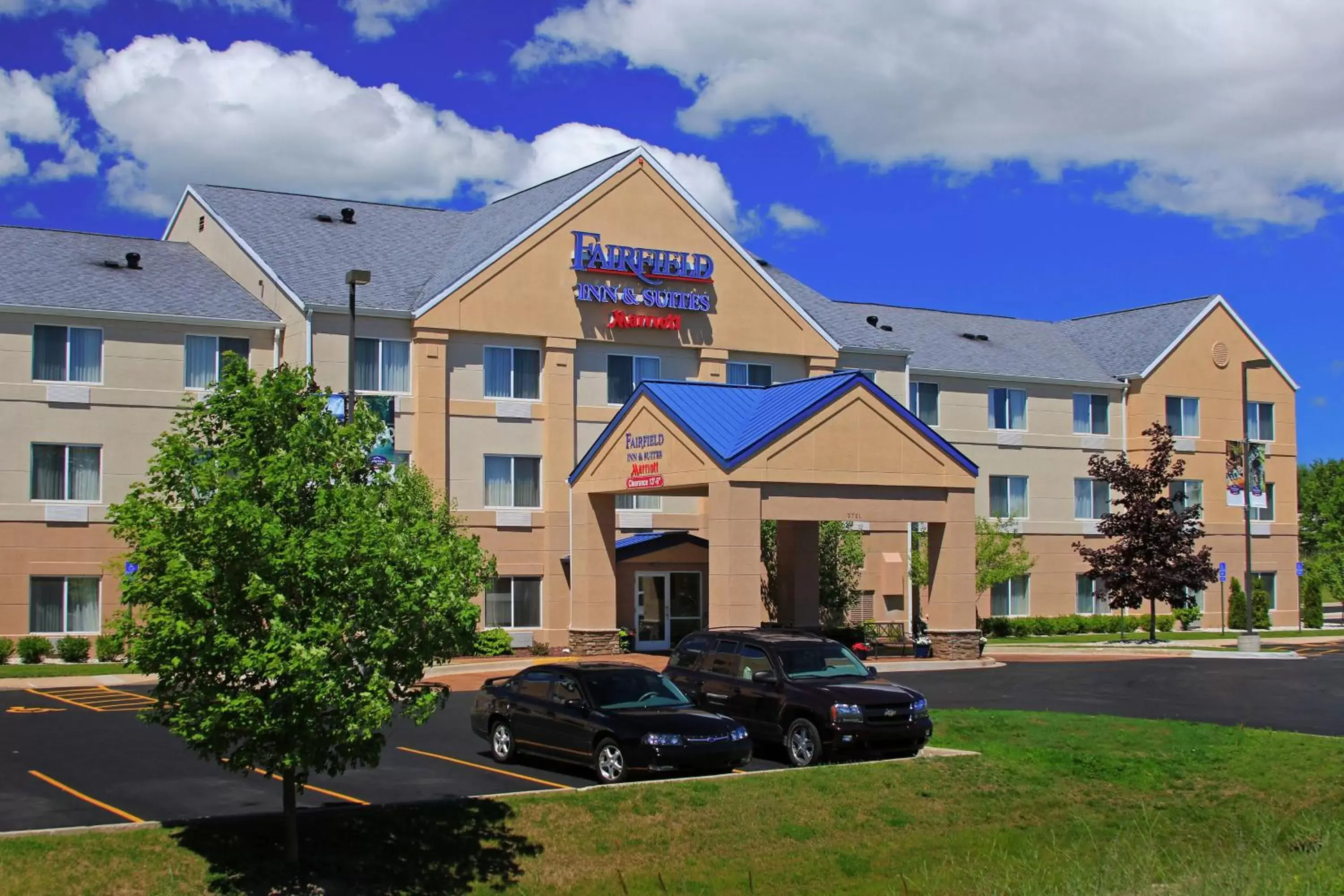 Property Building in Fairfield Inn & Suites Traverse City
