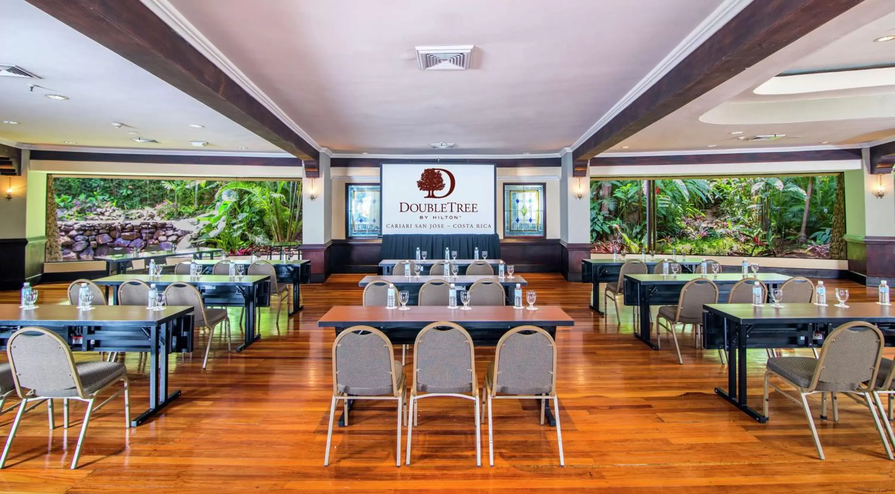 Meeting/conference room, Restaurant/Places to Eat in Hilton Cariari DoubleTree San Jose - Costa Rica