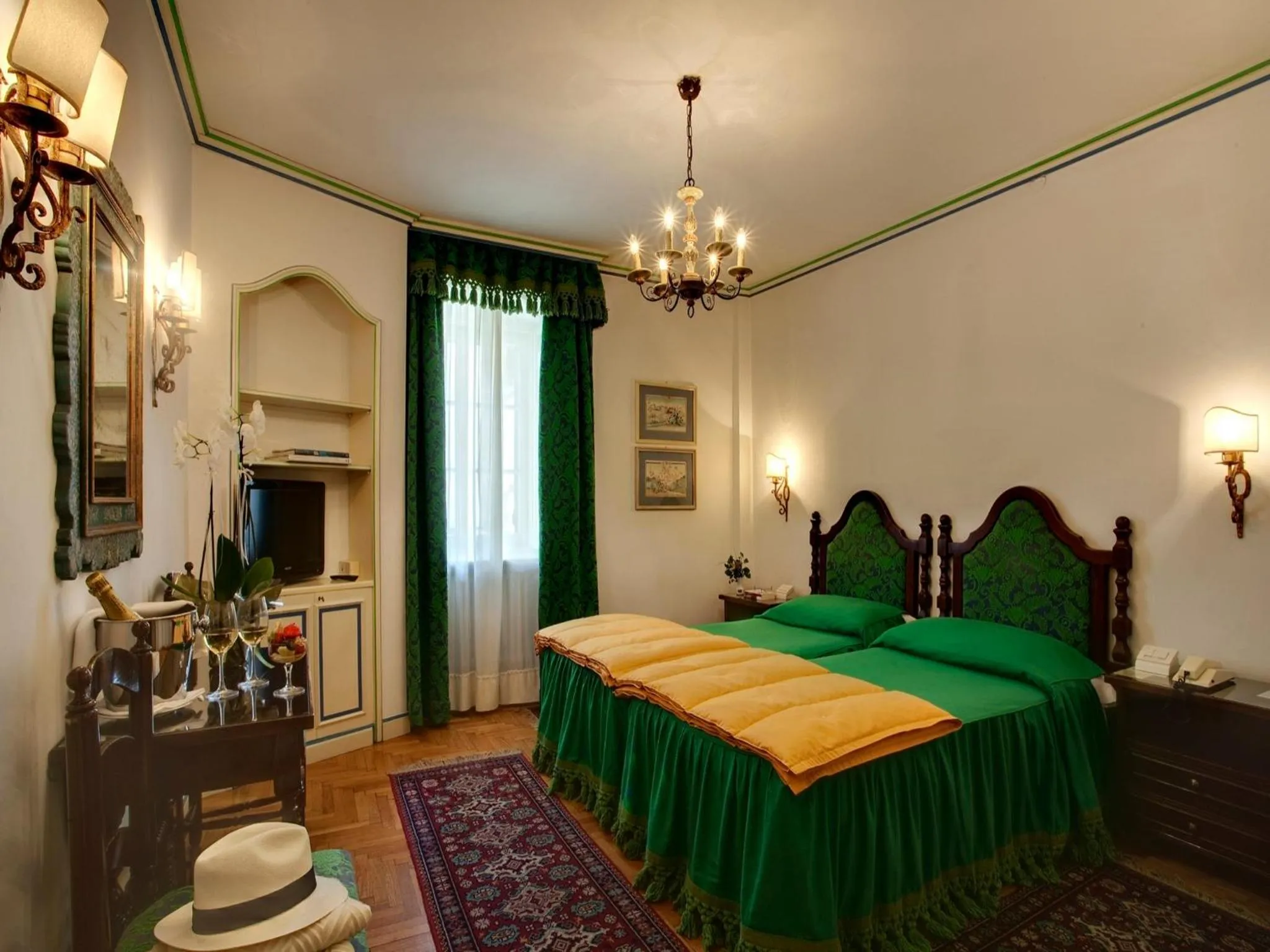 Photo of the whole room, Bed in Hotel De La Poste