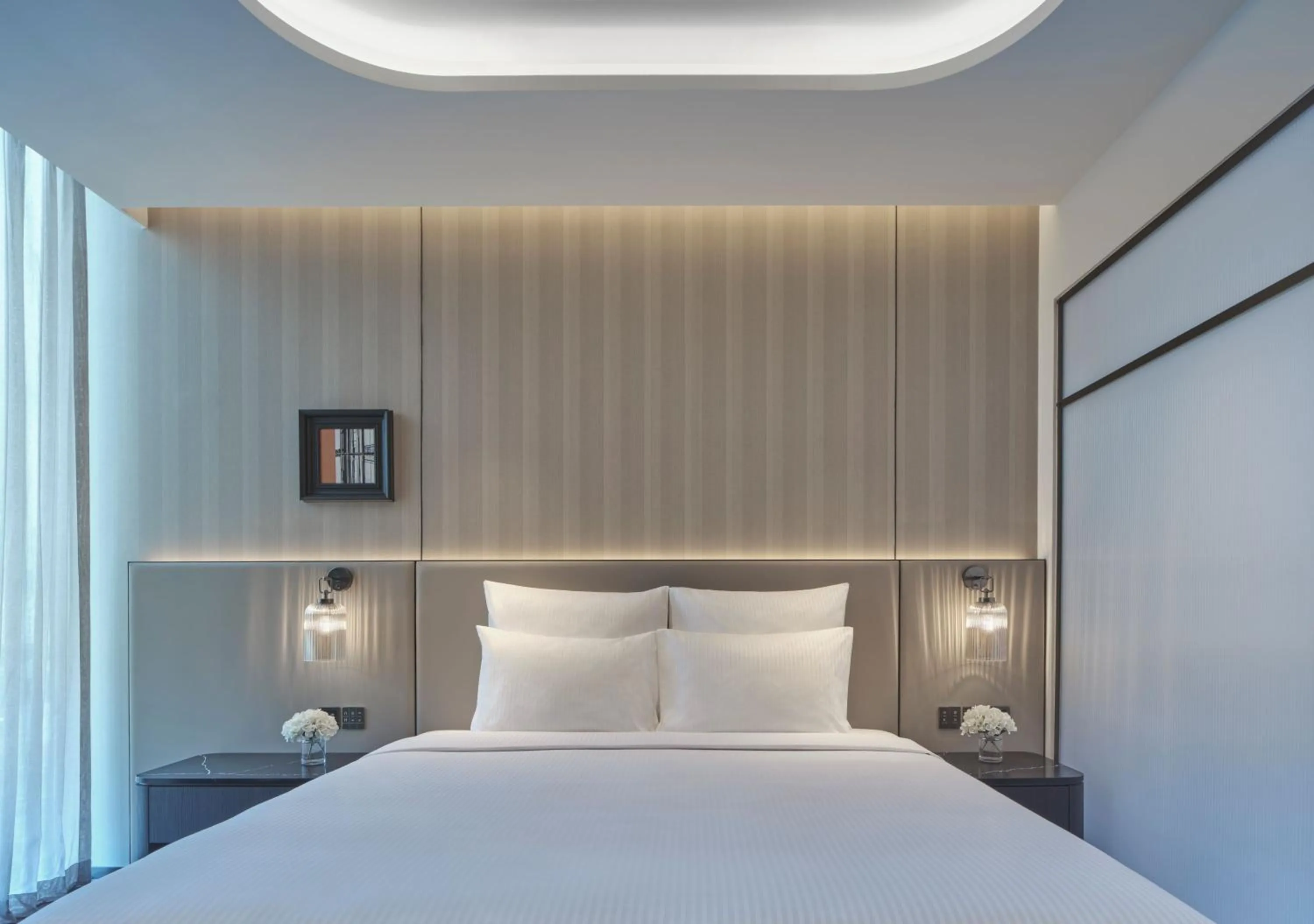 Bed in Pullman Singapore Hill Street