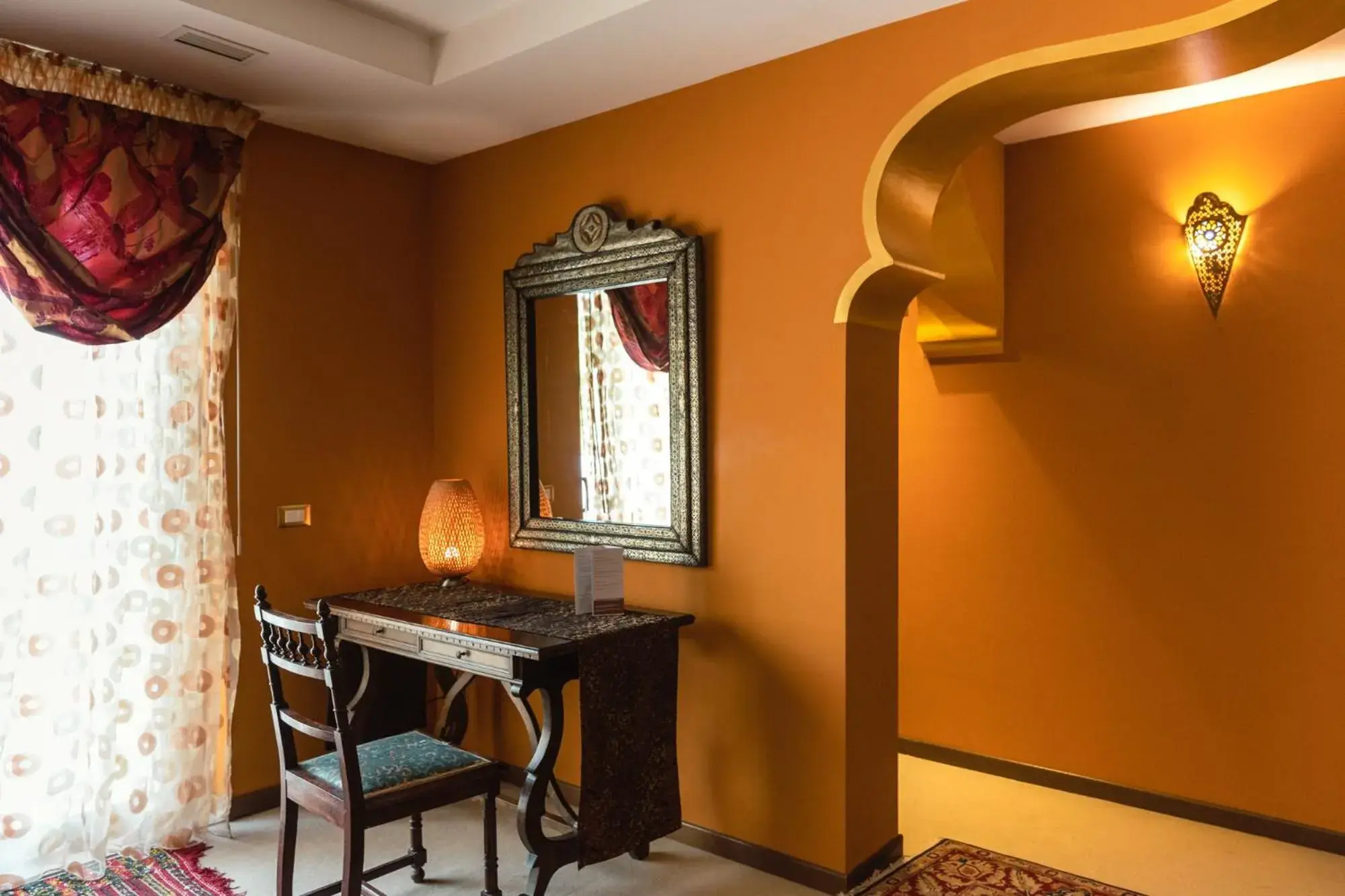 Seating area, Dining Area in Modica Palace Hotel