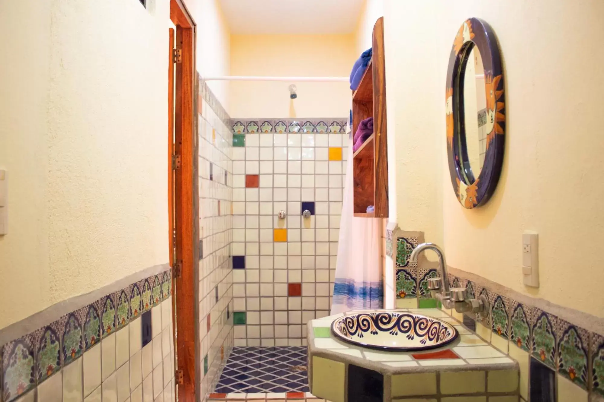 Bathroom in Hotel Casamar Suites