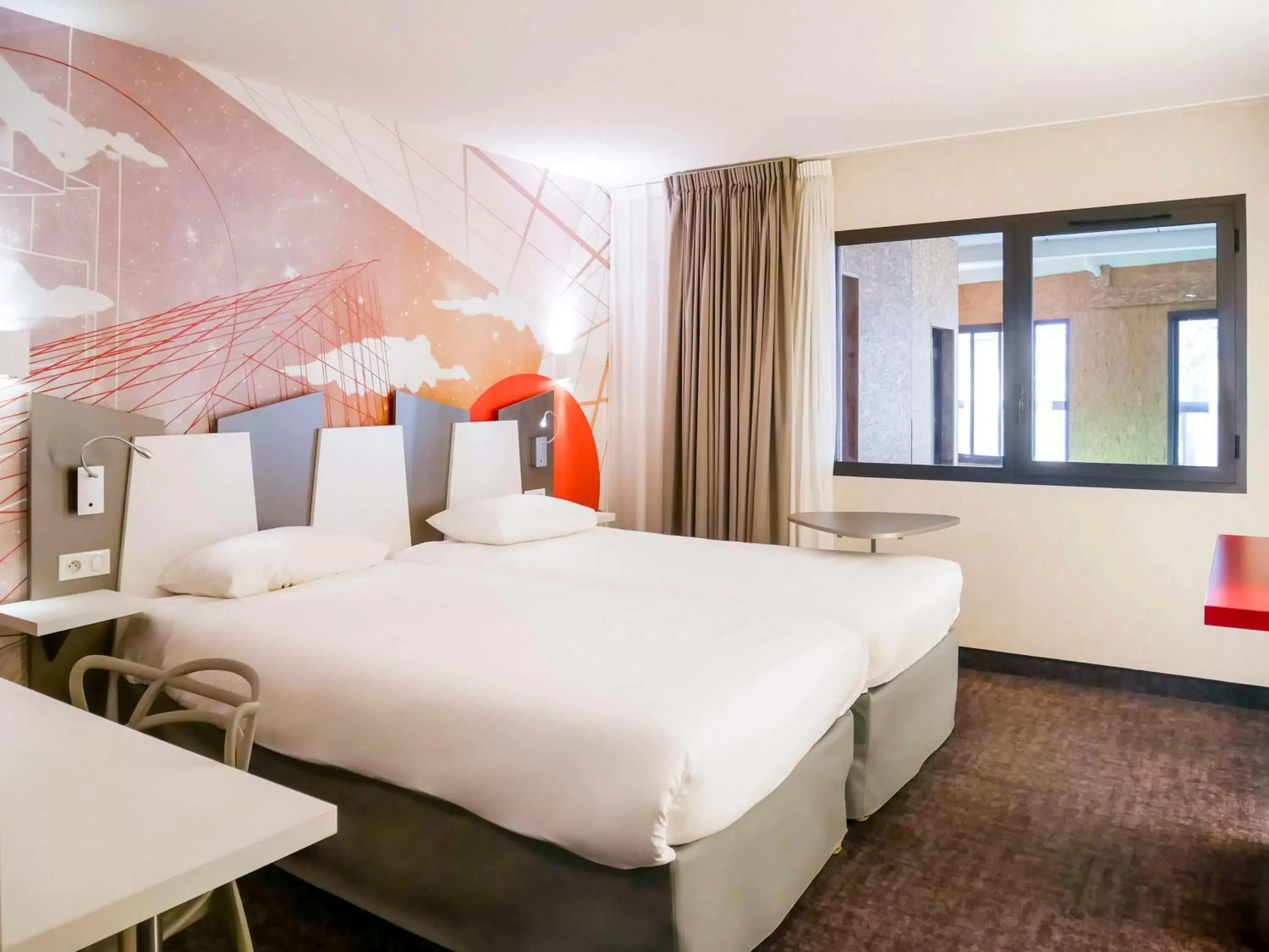 Bedroom, Bed in ibis Styles Poitiers Centre Bedroom, Bed in ibis Styles Poitiers Centre