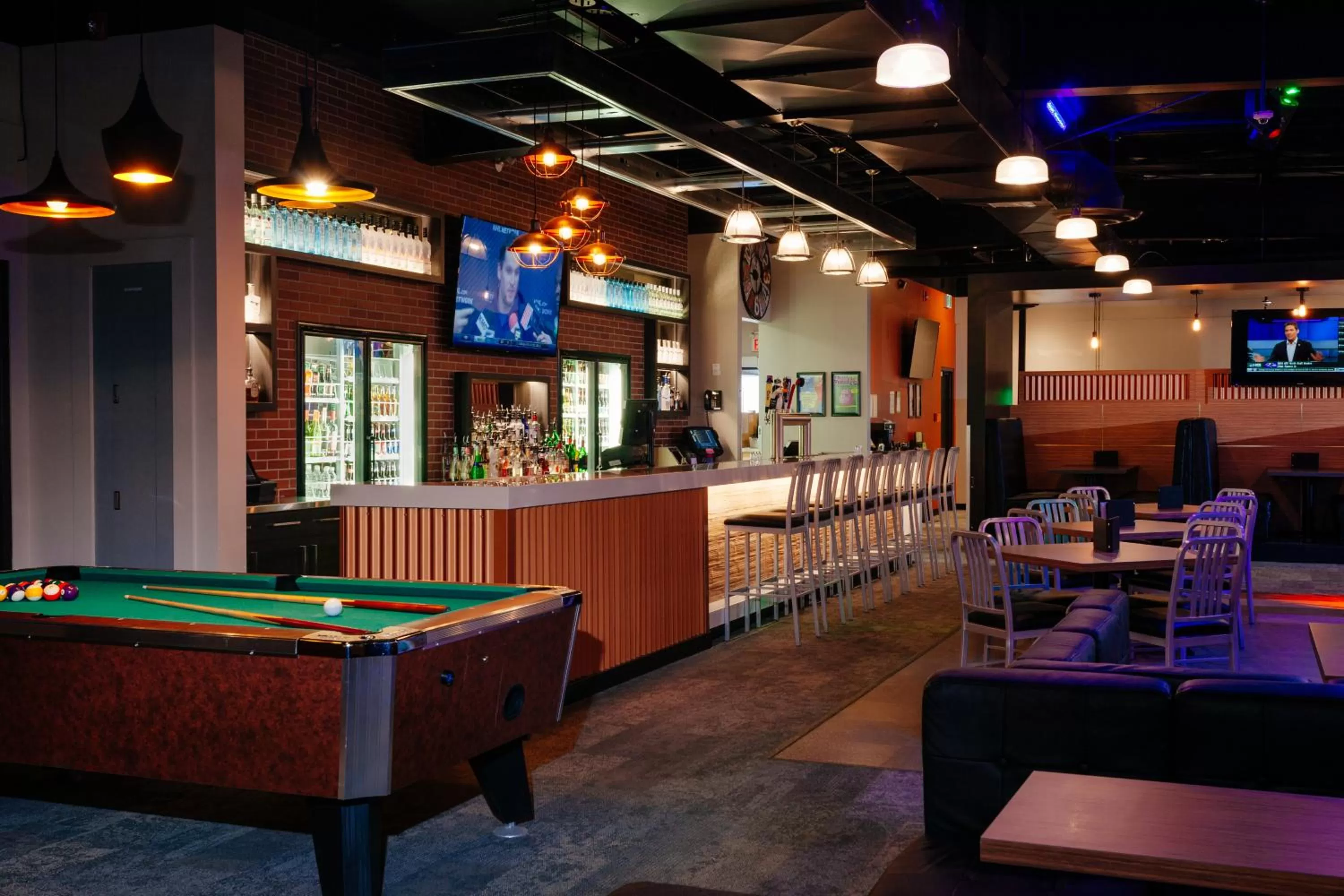 Restaurant/places to eat in Frantz Inn