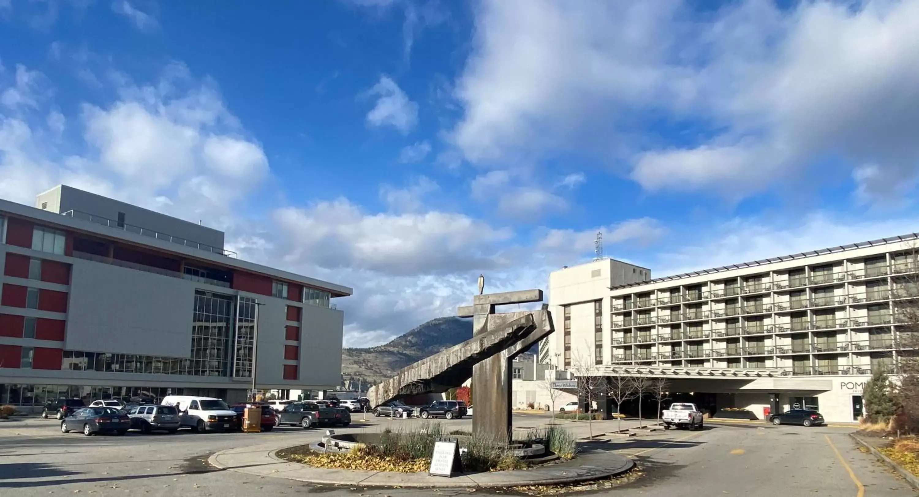 Property Building in Penticton Lakeside Resort