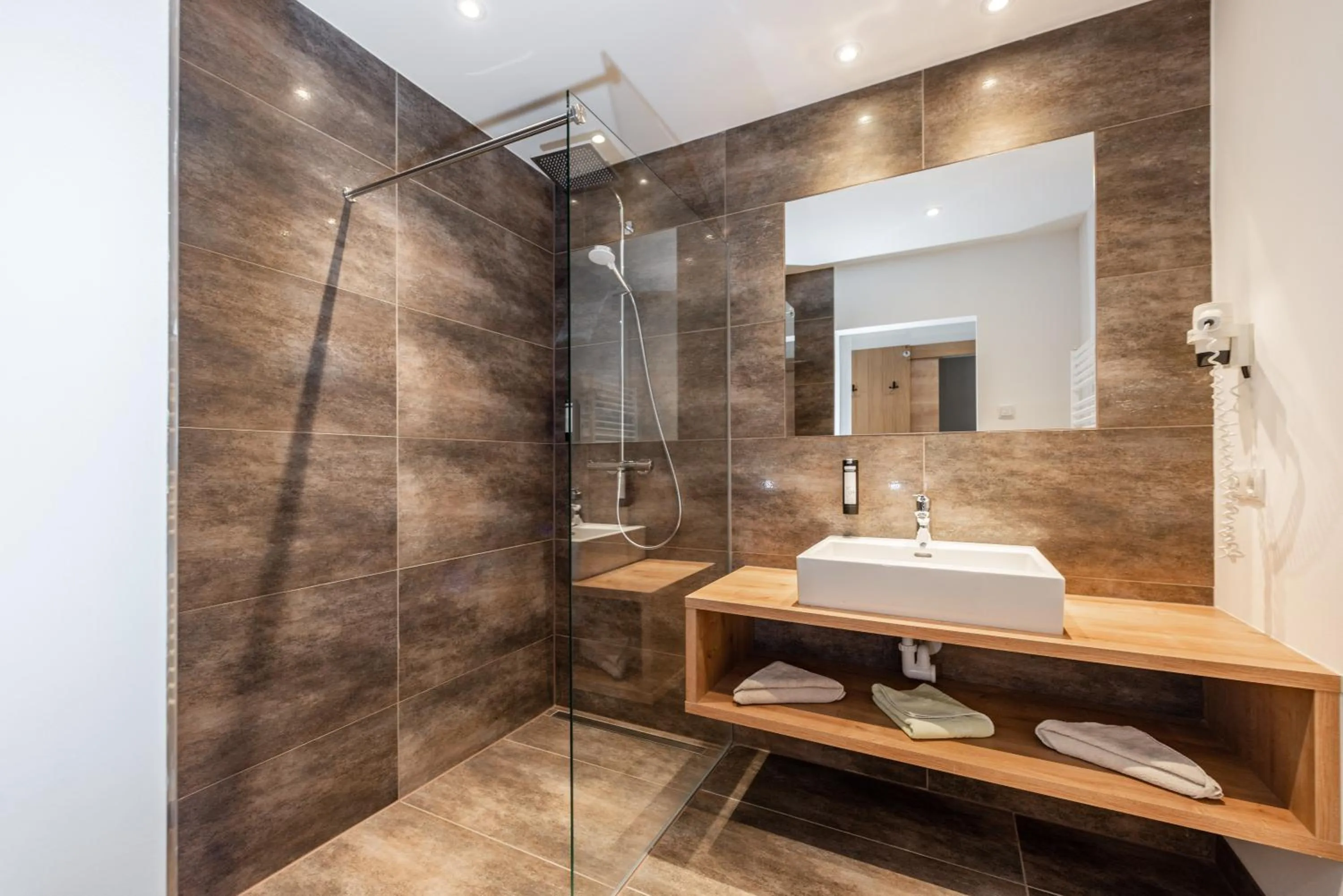 Photo of the whole room in Aktivhotel Pehab