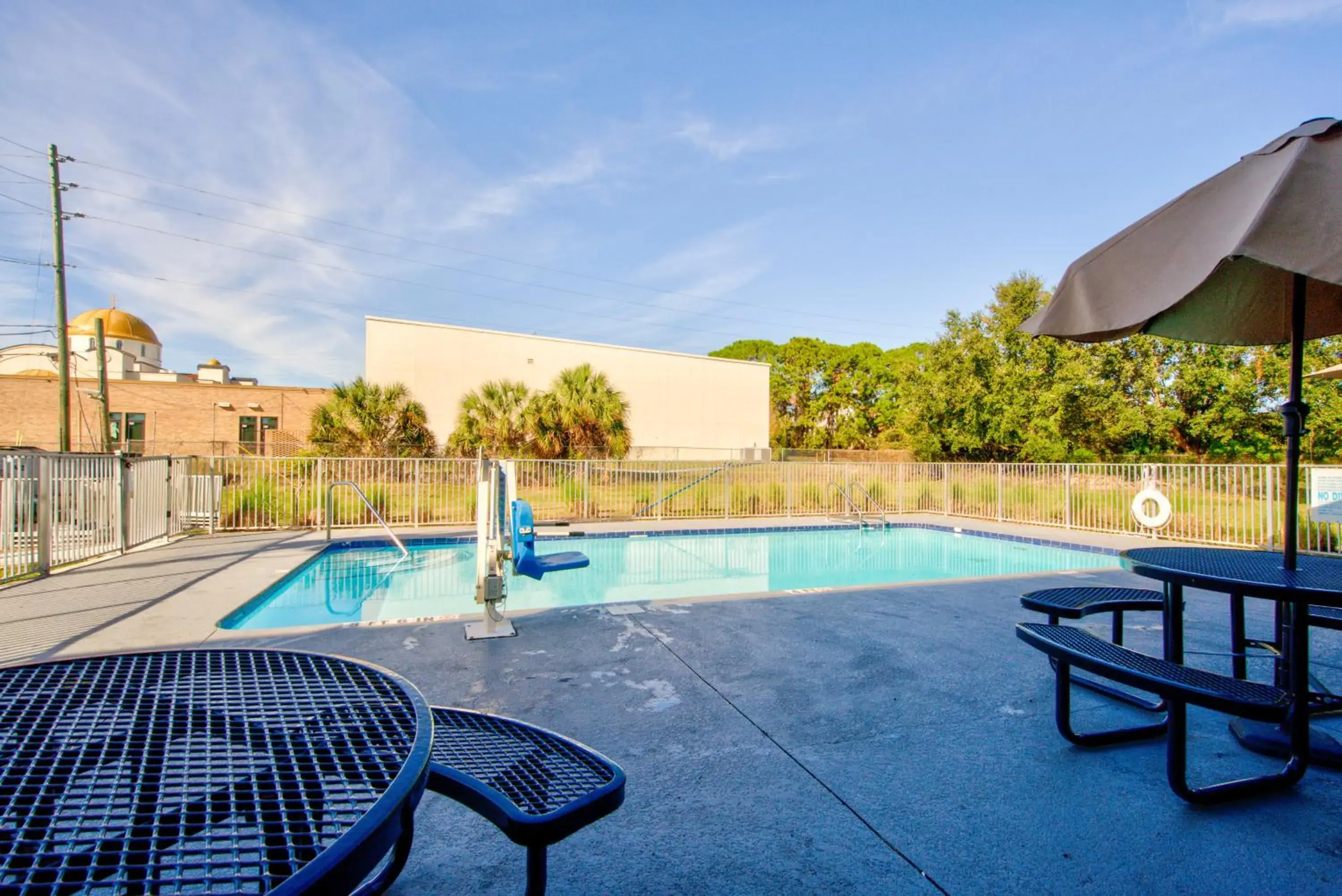 Swimming Pool in Clearwater Hotel