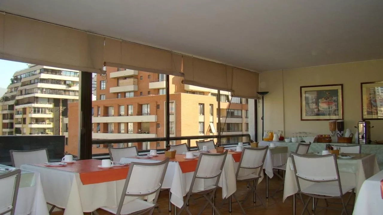 Area and facilities, Restaurant/Places to Eat in Alessandria Apart - El Bosque Norte