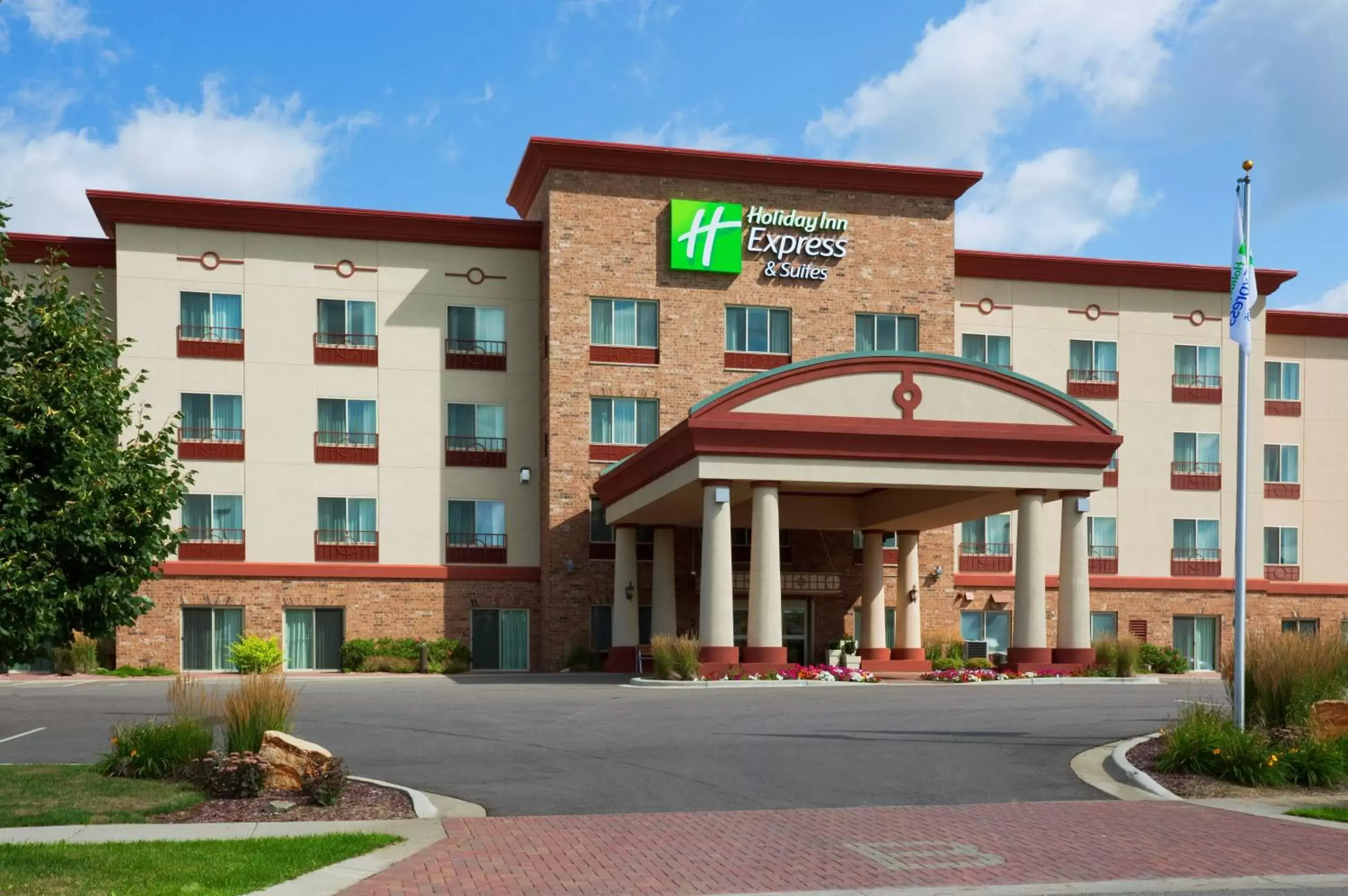 Property building in Holiday Inn Express & Suites Wausau, an IHG Hotel