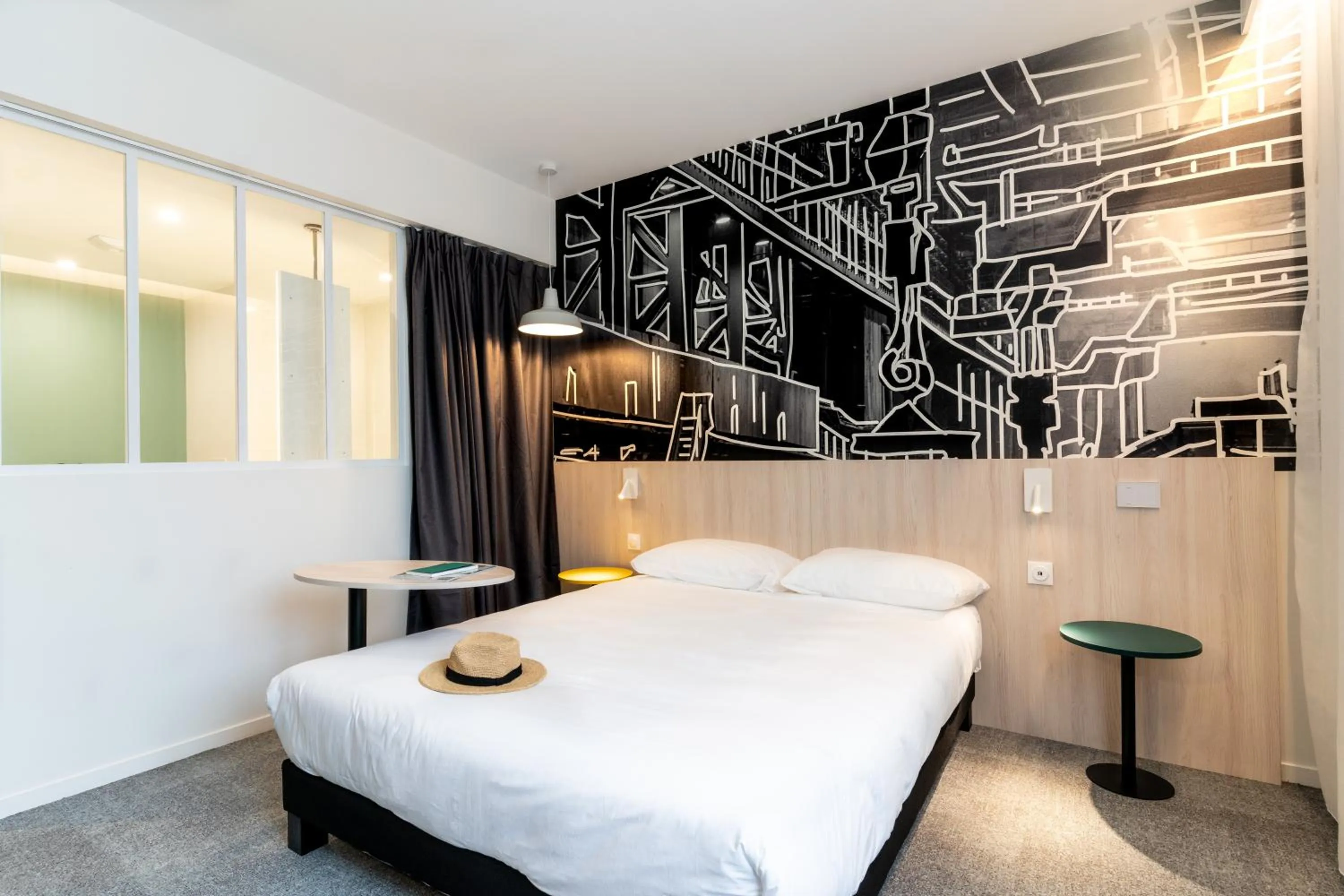 Photo of the whole room, Bed in ibis Styles Limoges Centre