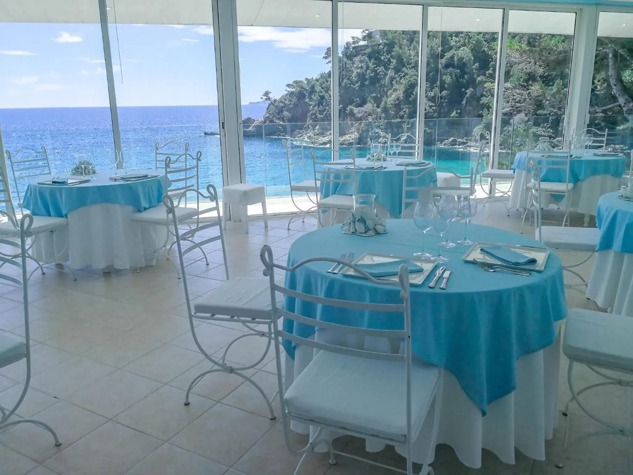 Breakfast, Restaurant/Places to Eat in Hotel La Calanque
