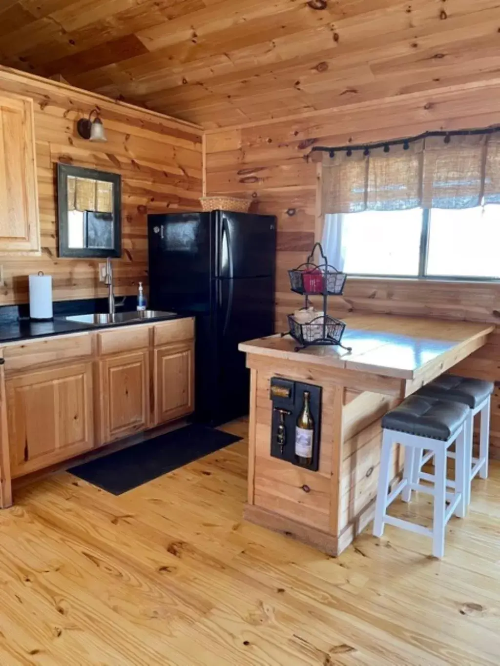 Kitchen/Kitchenette in City on a Hill at Spring Creek