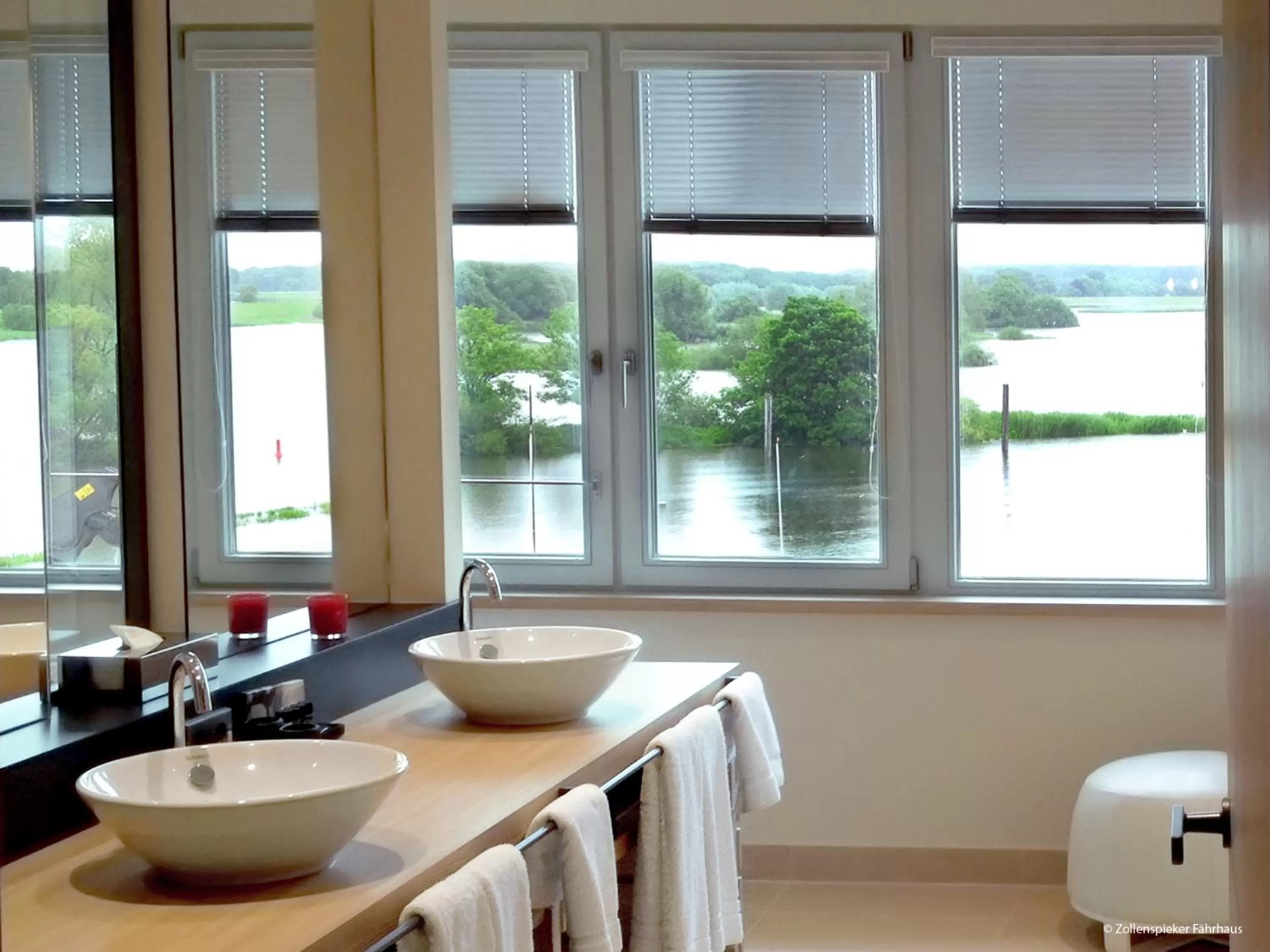 Toilet in Zollenspieker Fährhaus