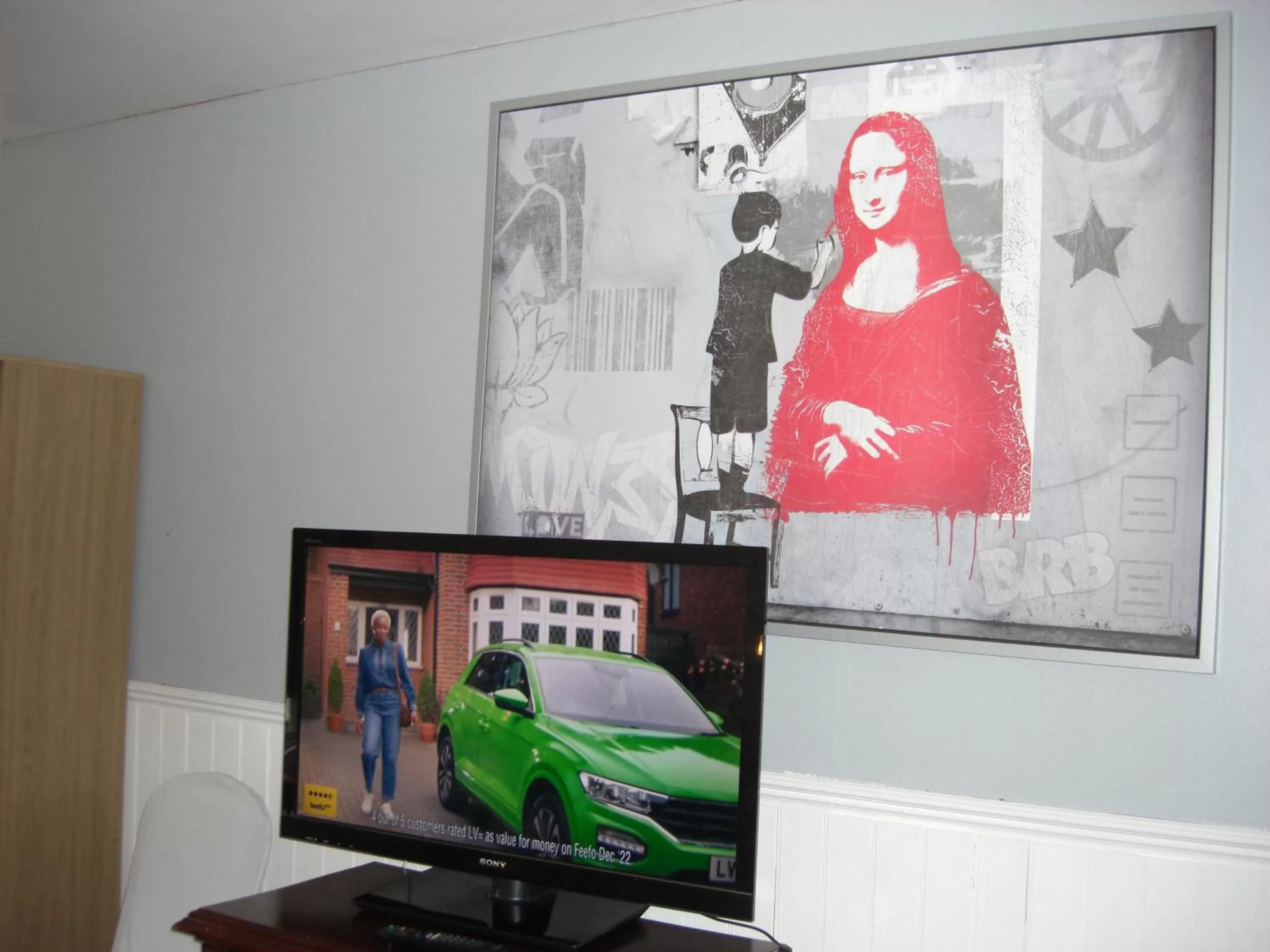 TV and multimedia in Lynebank House Hotel, Bed & Breakfast