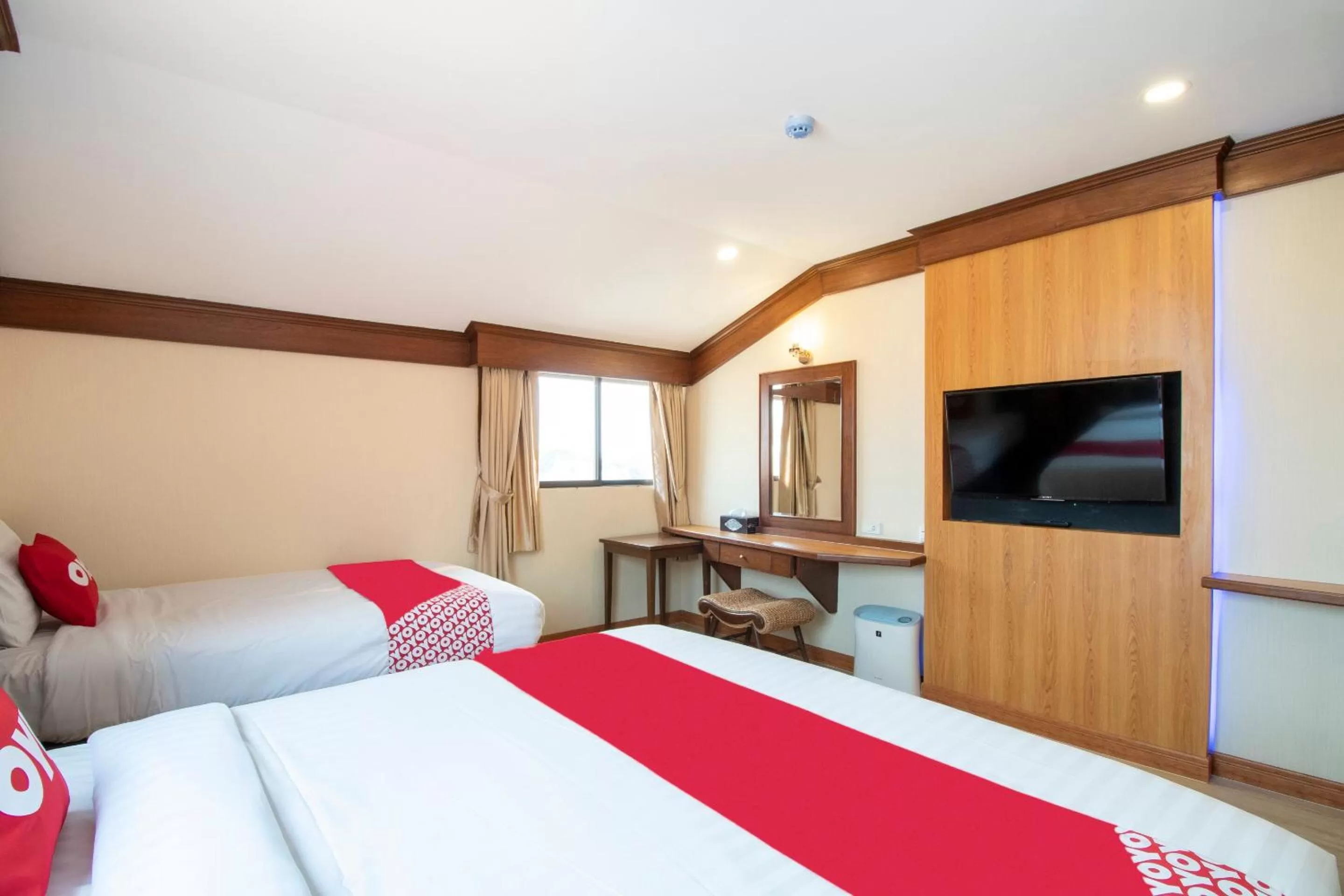 Bedroom, Bed in OYO 635 Sira Boutique Hotel