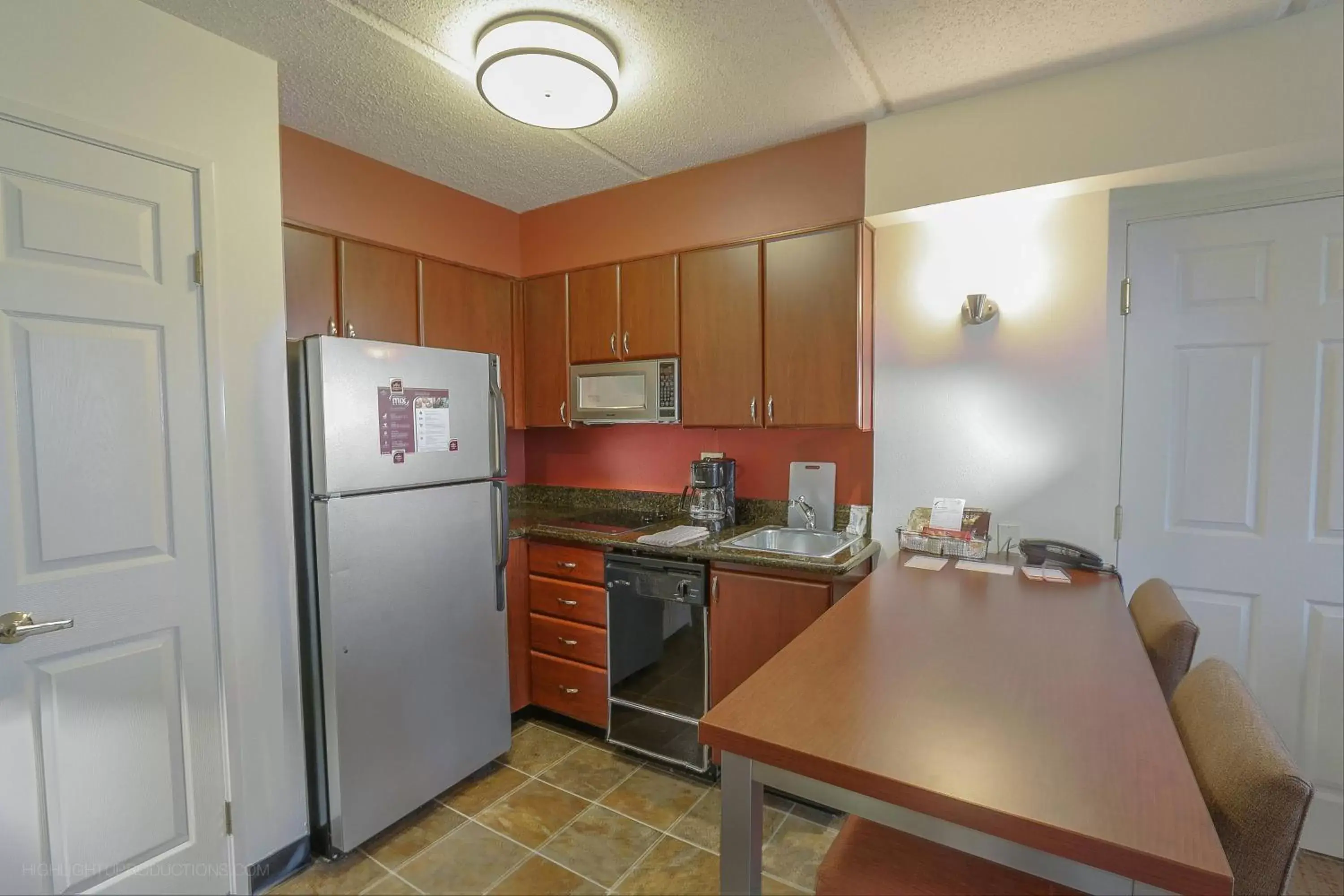 Kitchen or kitchenette, Kitchen/Kitchenette in Residence Inn Fort Worth Alliance Airport