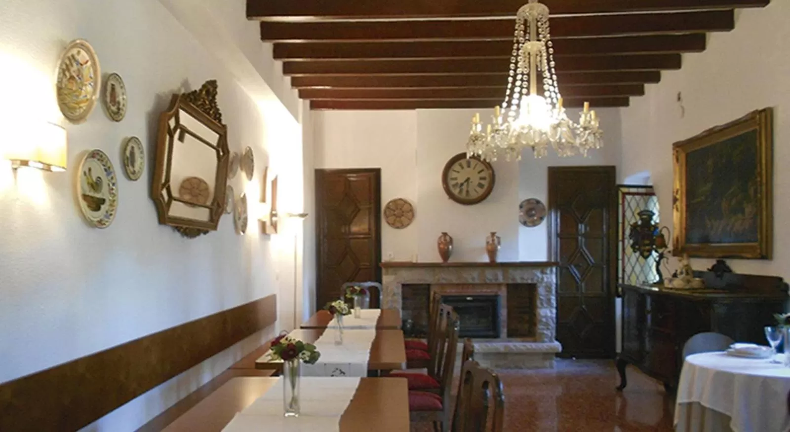 Restaurant/places to eat in El Sequer Casa Rural