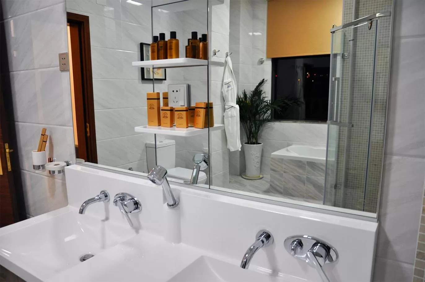 Parliament Palace Hotel